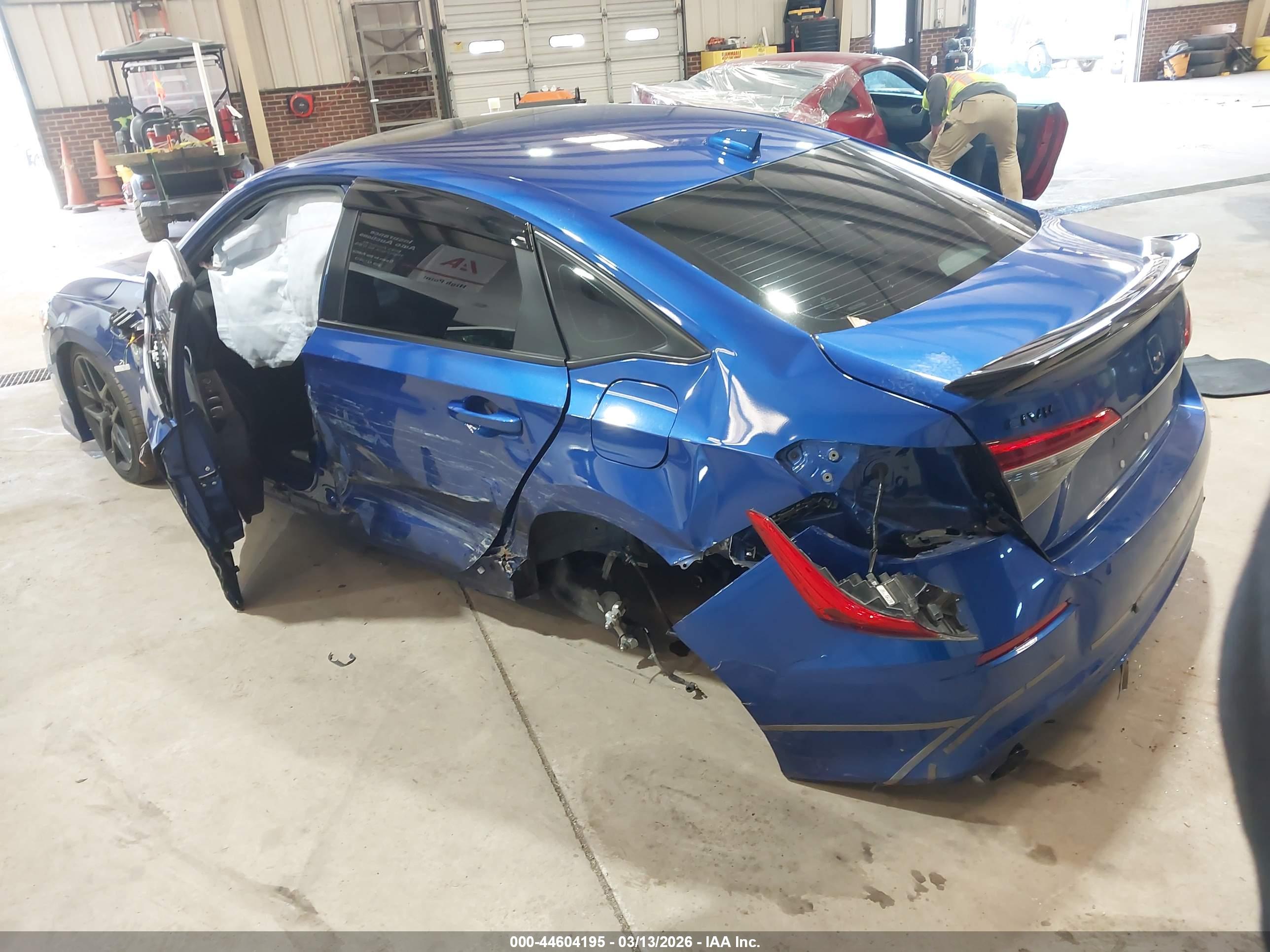 HONDA CIVIC image 3