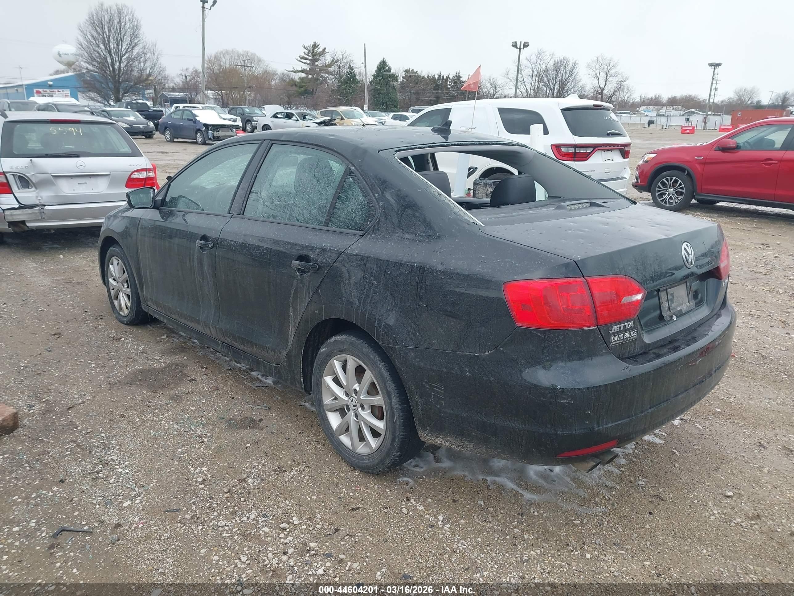 VOLKSWAGEN JETTA image 3