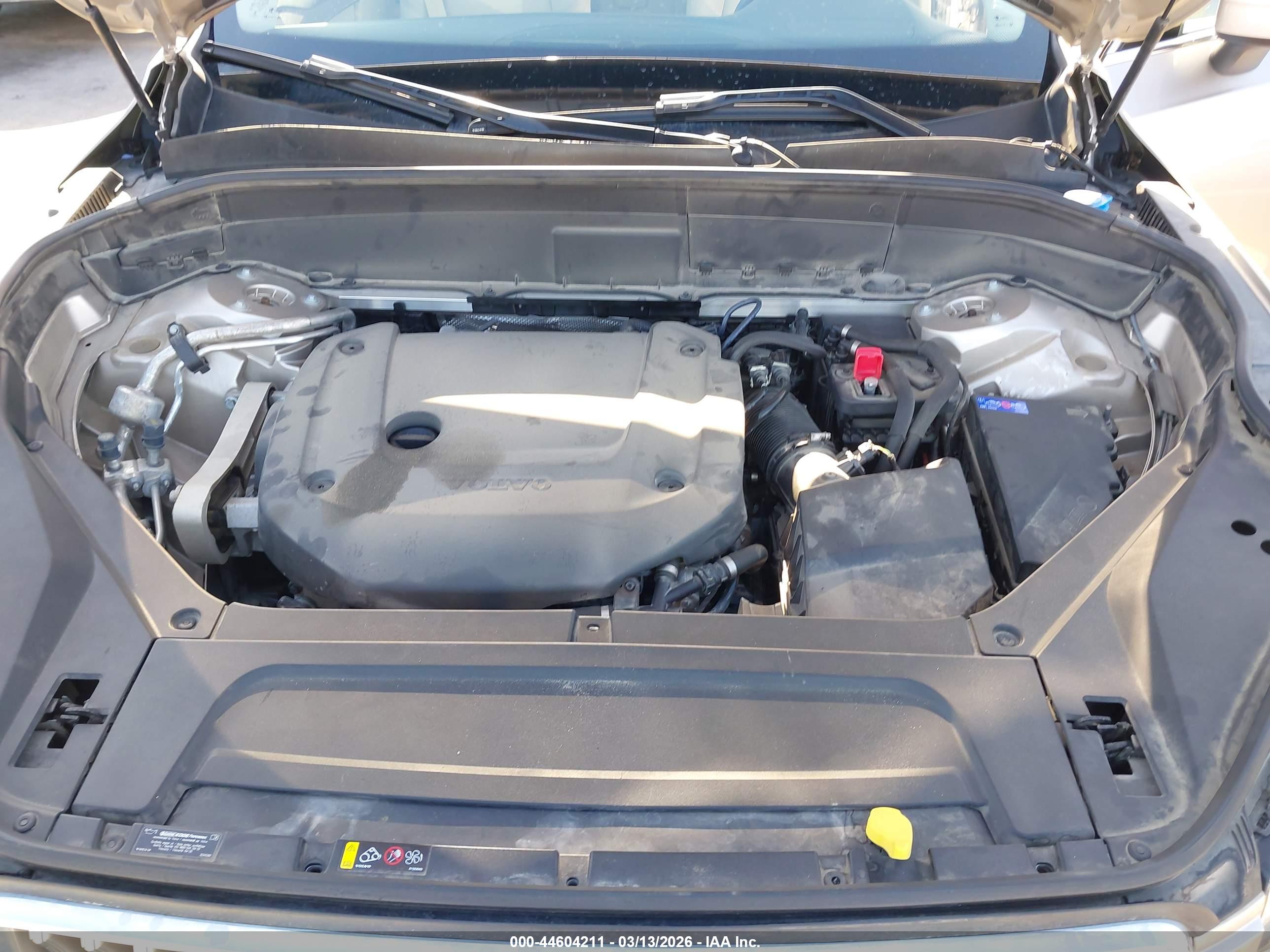 VOLVO XC90 image 10