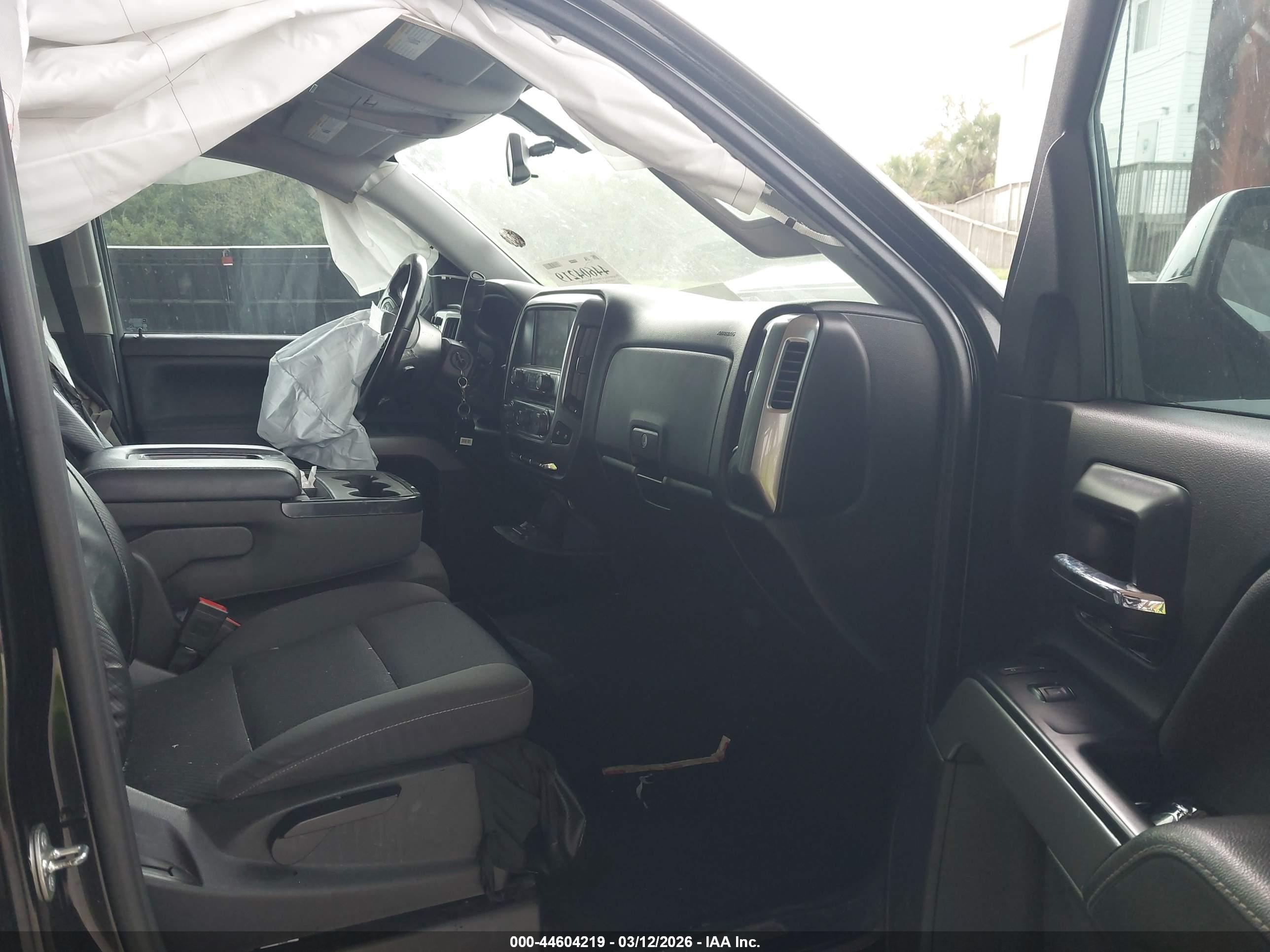 CHEVROLET SILVERADO image 5