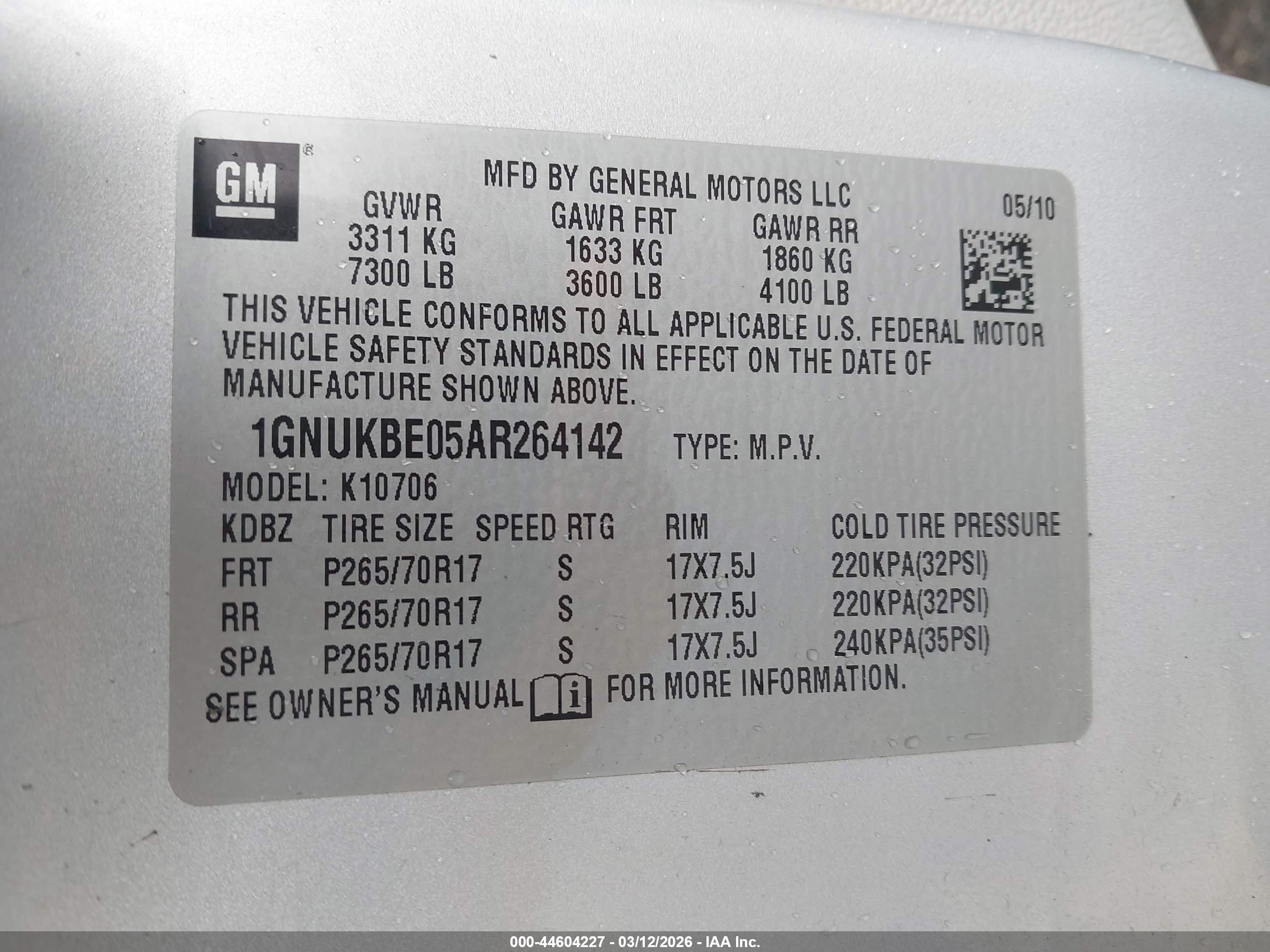 CHEVROLET TAHOE image 9