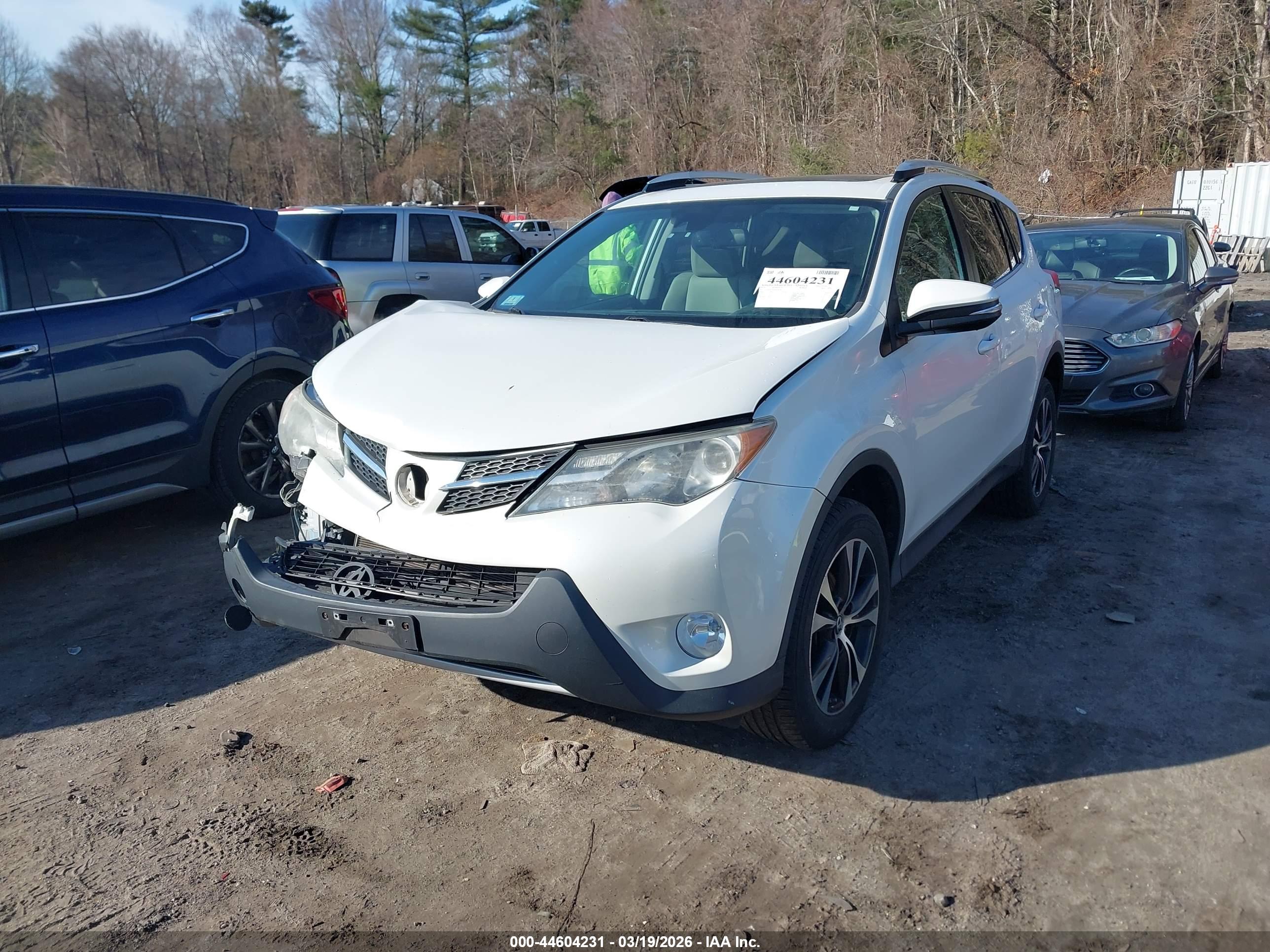 TOYOTA RAV4 image 2