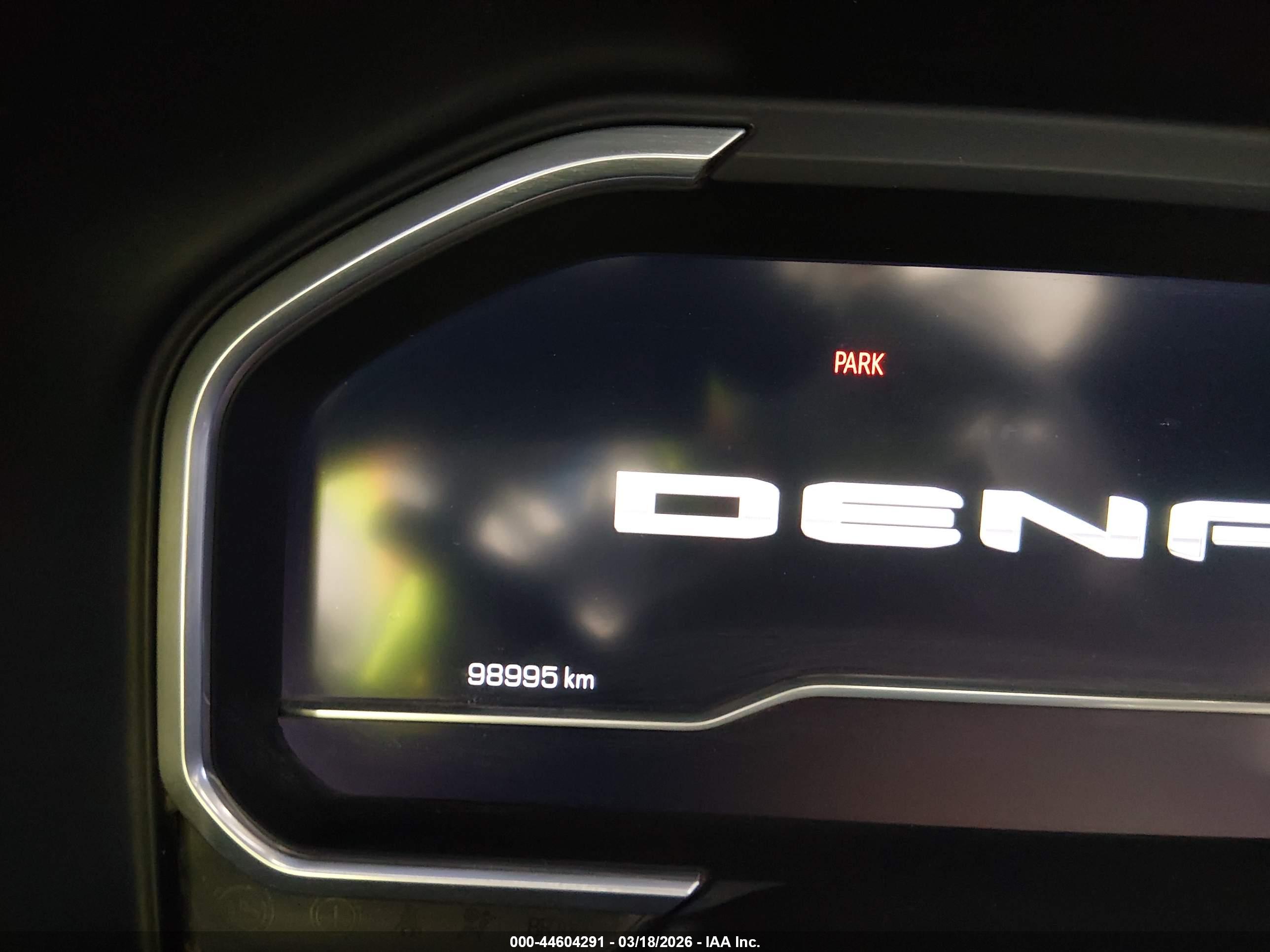 GMC SIERRA image 7