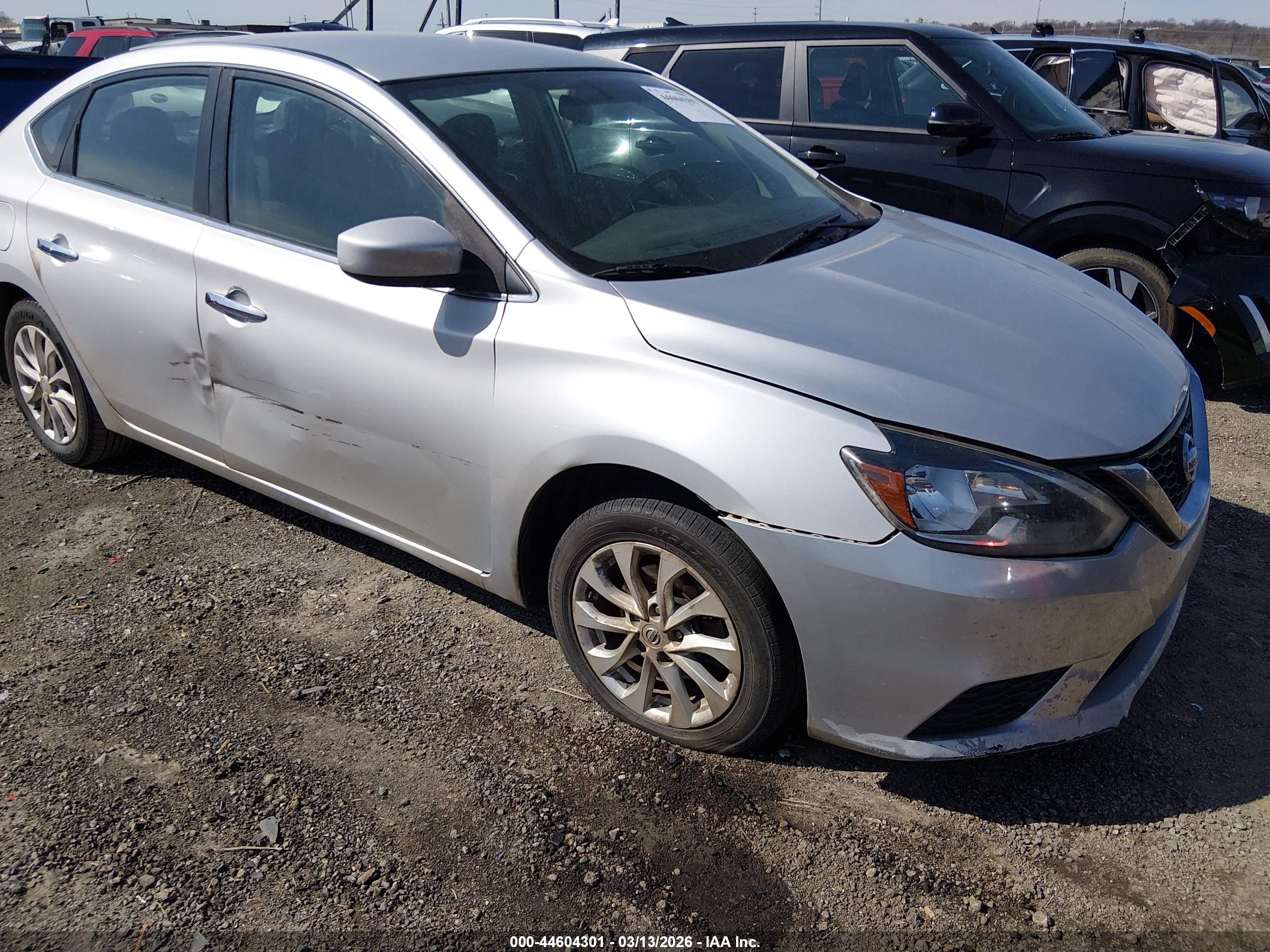 NISSAN SENTRA image 6