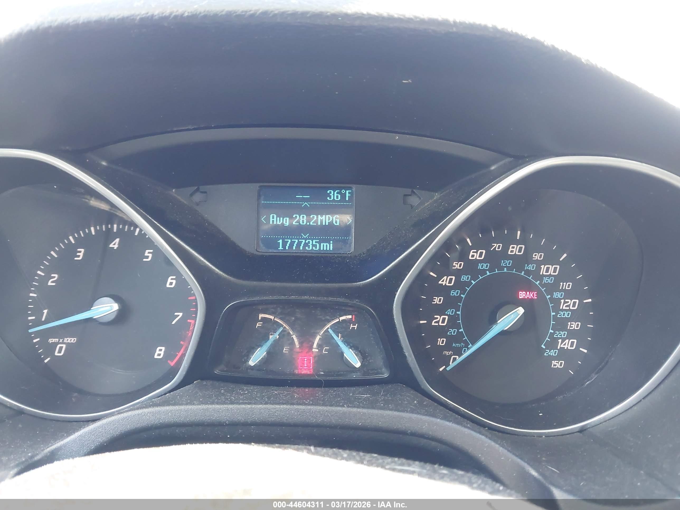 FORD FOCUS image 7