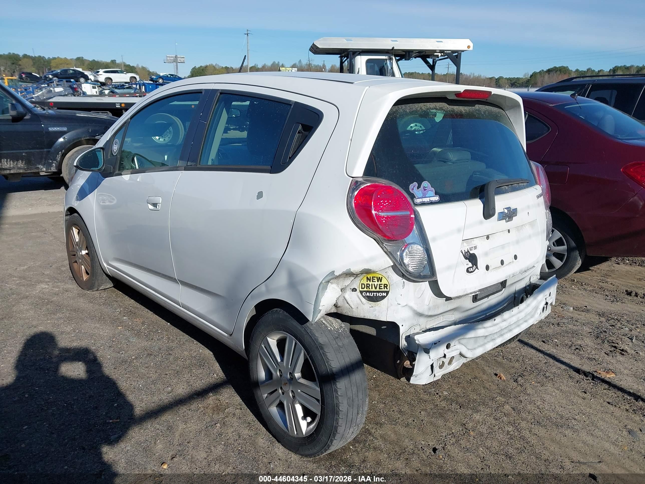 CHEVROLET SPARK image 3