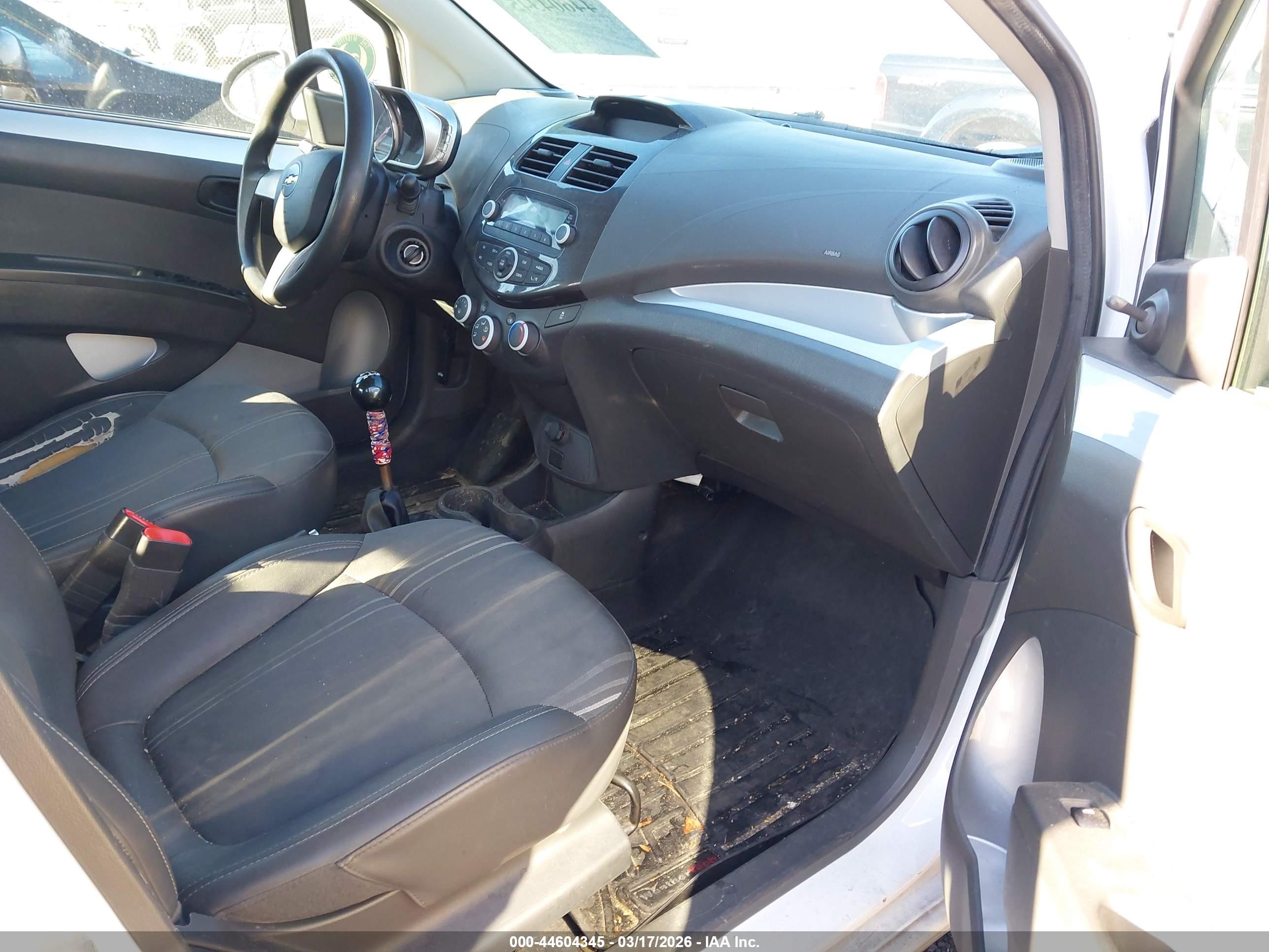 CHEVROLET SPARK image 5