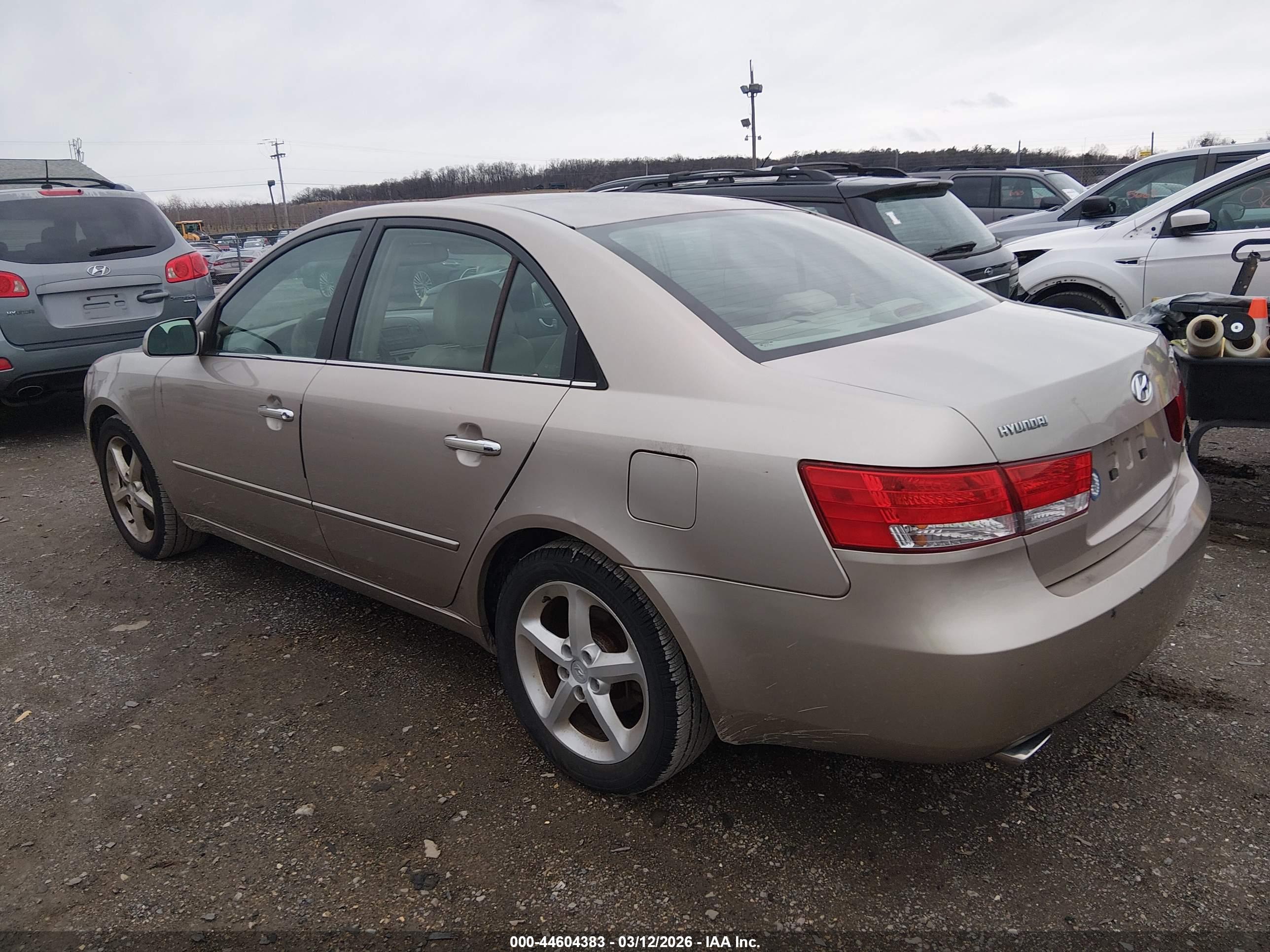 HYUNDAI SONATA image 3