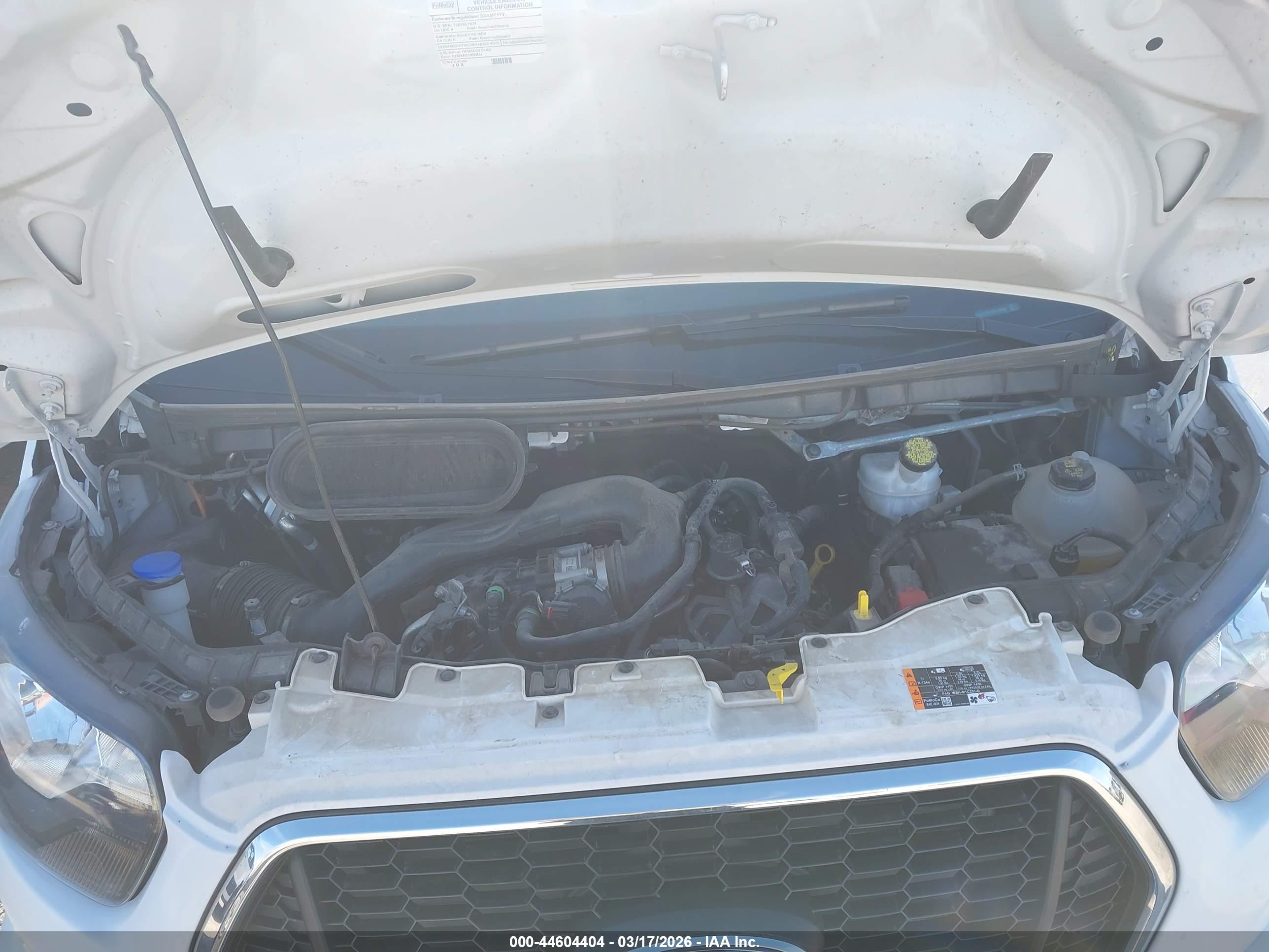FORD TRANSIT-350 image 10