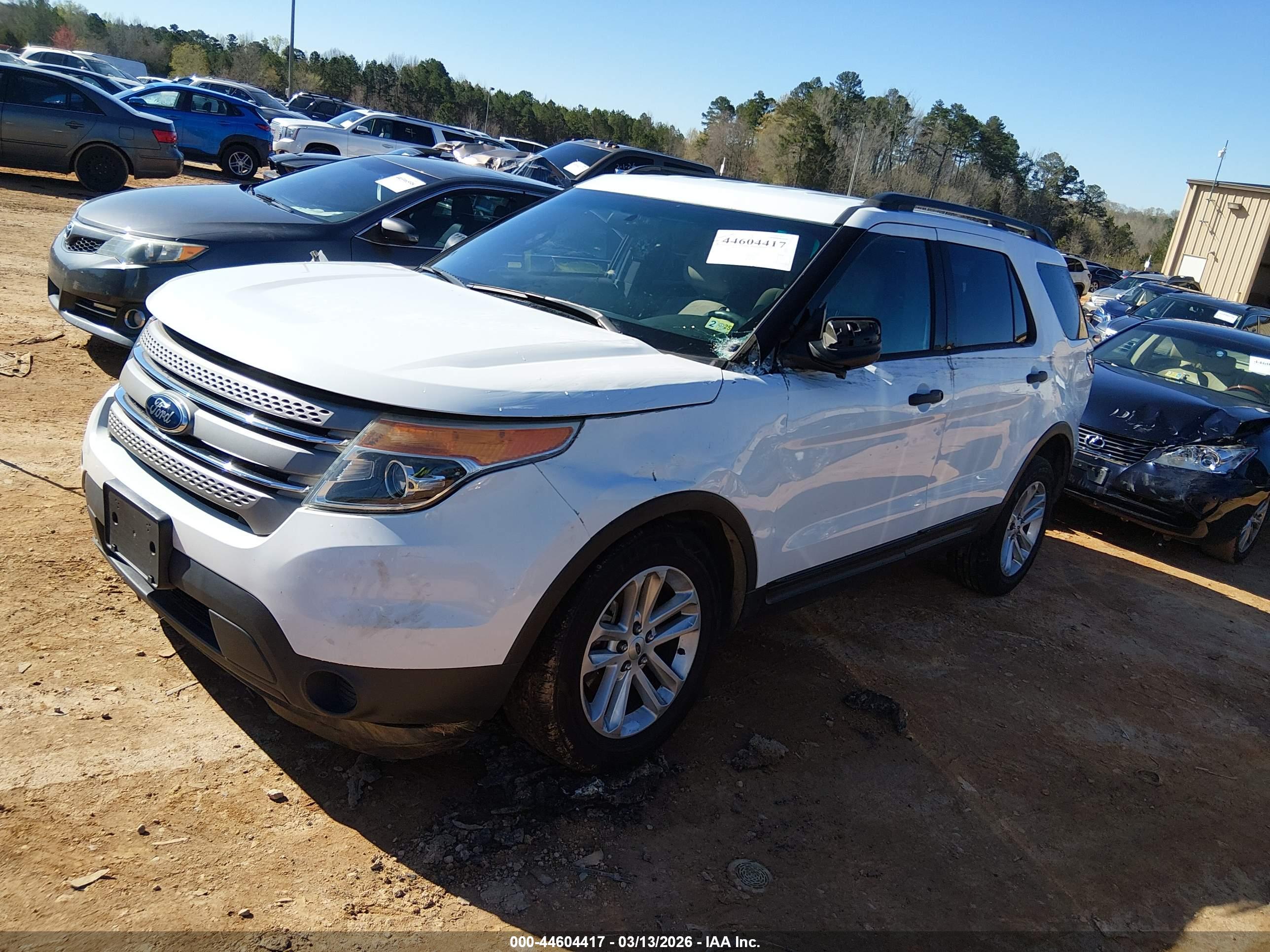FORD EXPLORER image 2