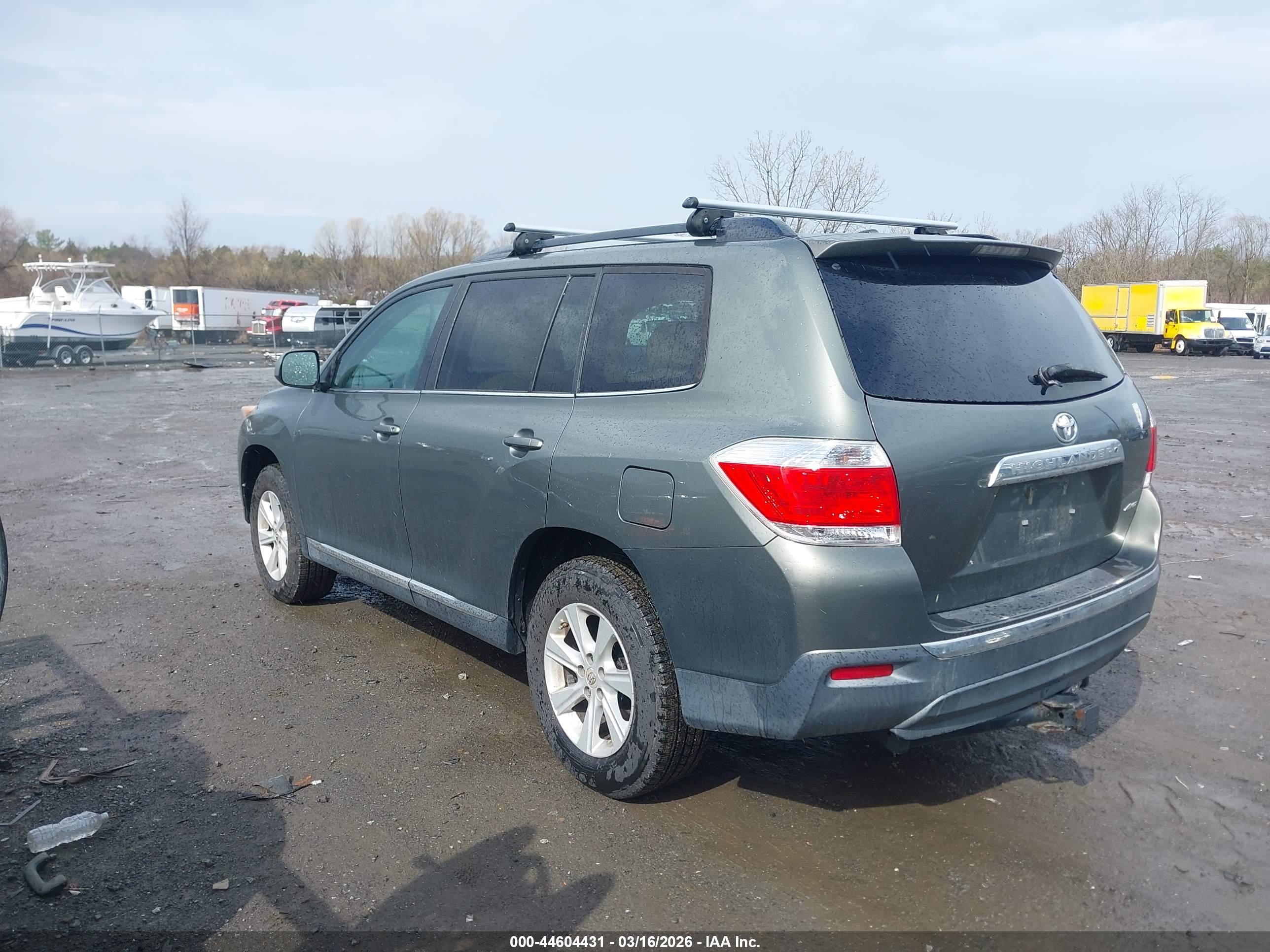 TOYOTA HIGHLANDER image 3