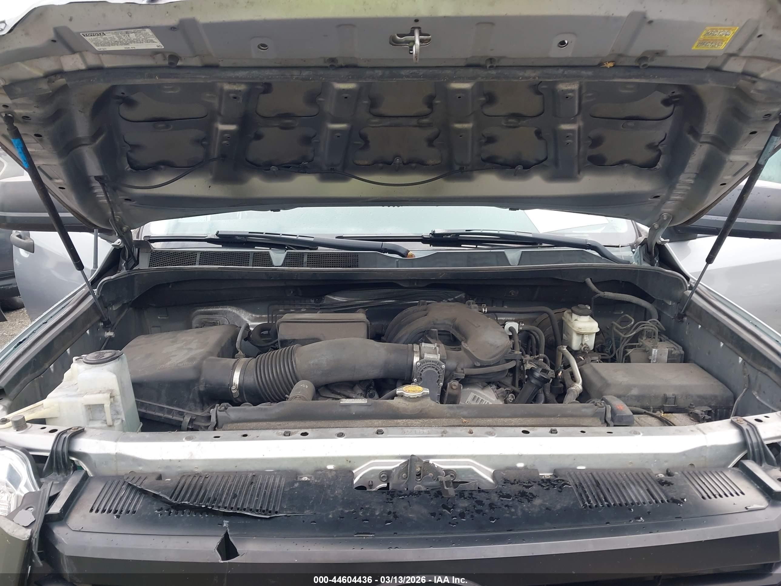 TOYOTA TUNDRA image 10