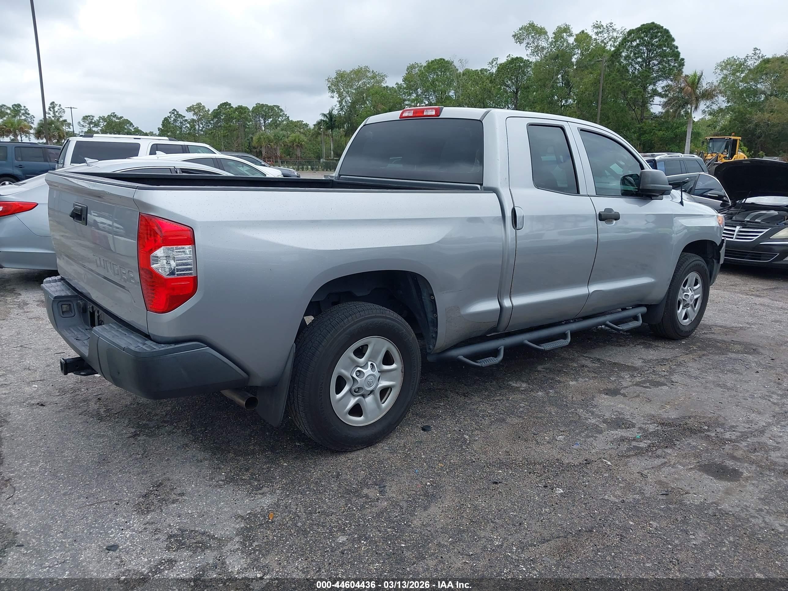 TOYOTA TUNDRA image 4