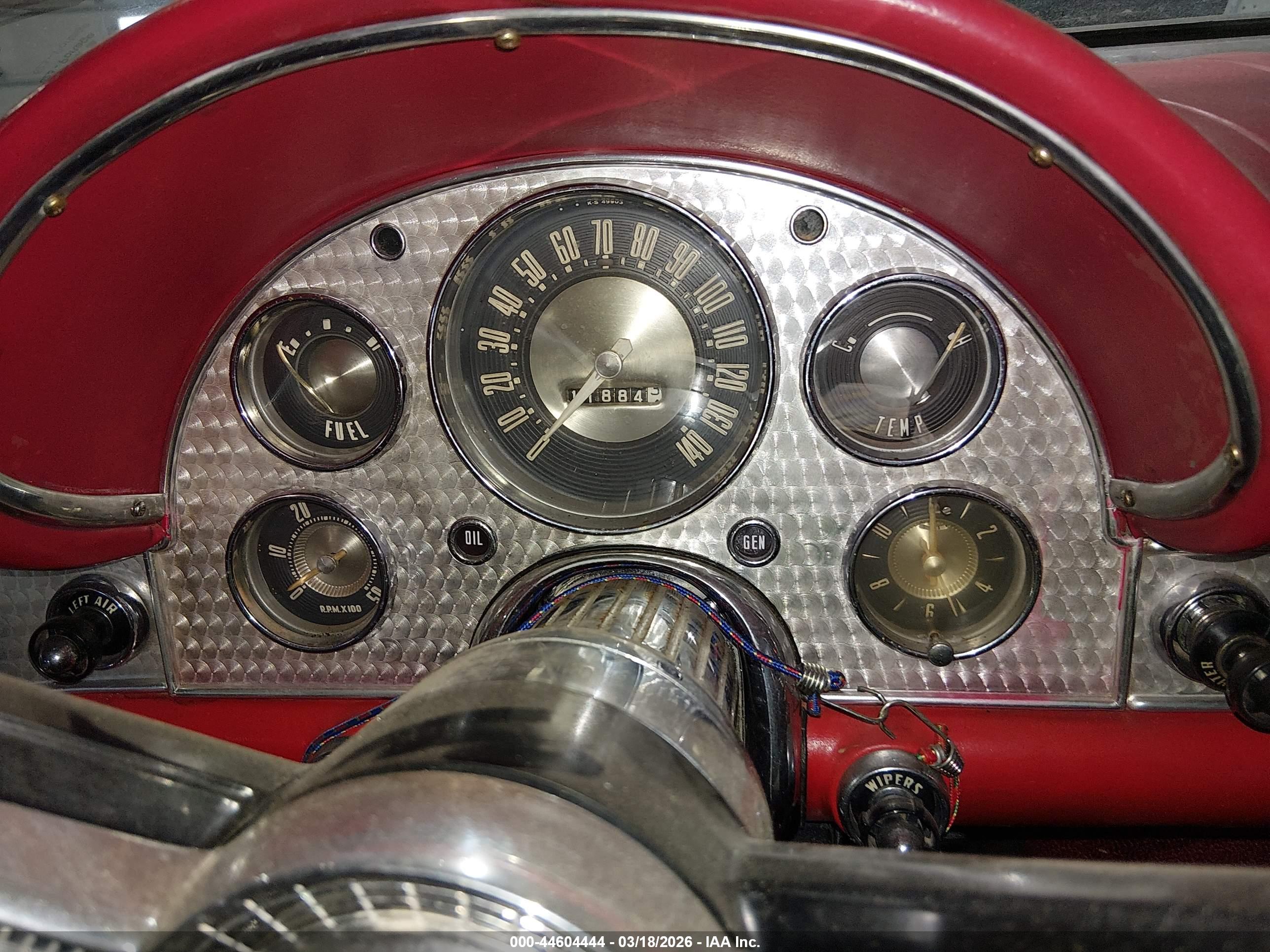 FORD THUNDERBIRD image 7