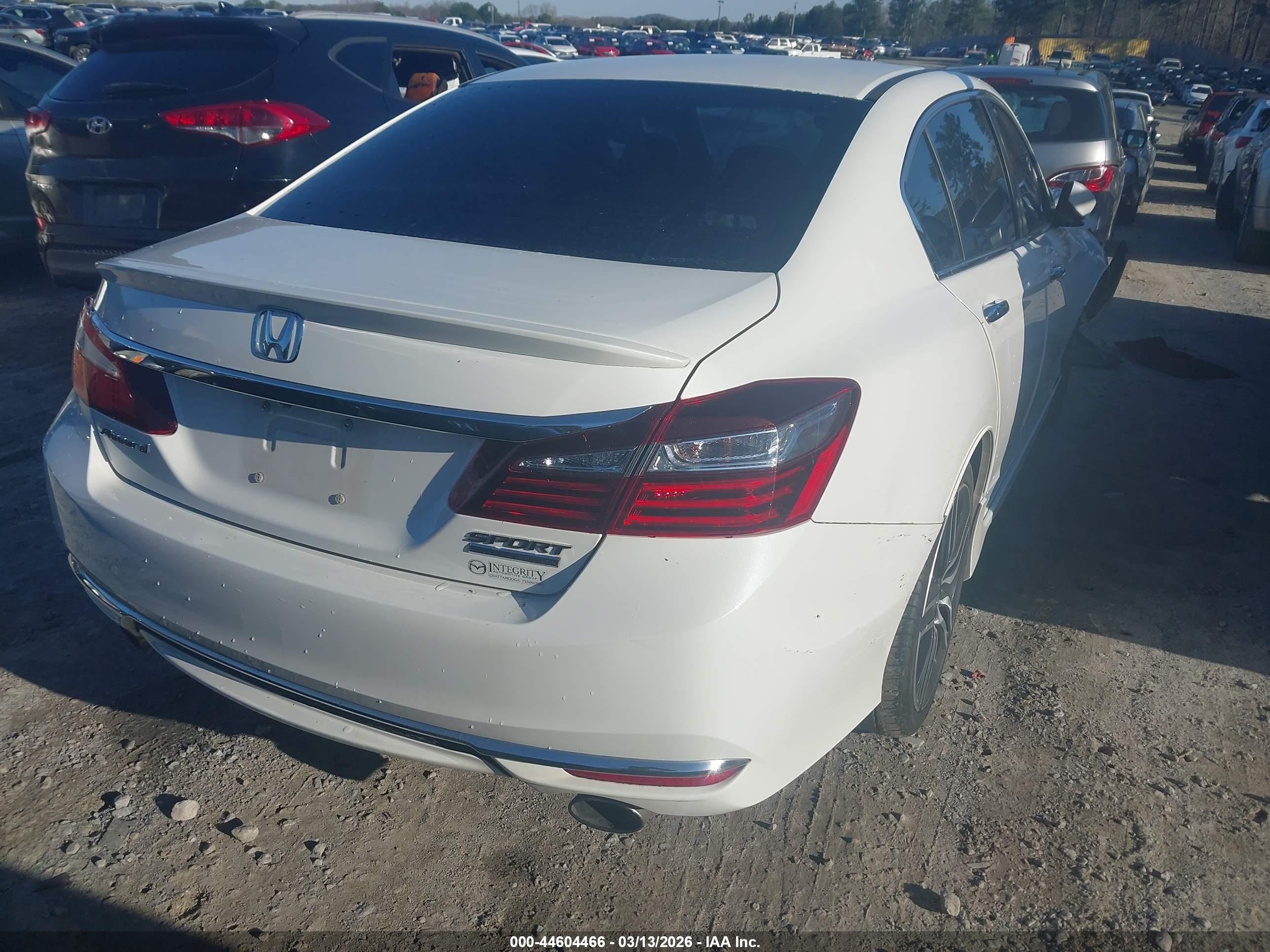 HONDA ACCORD image 4