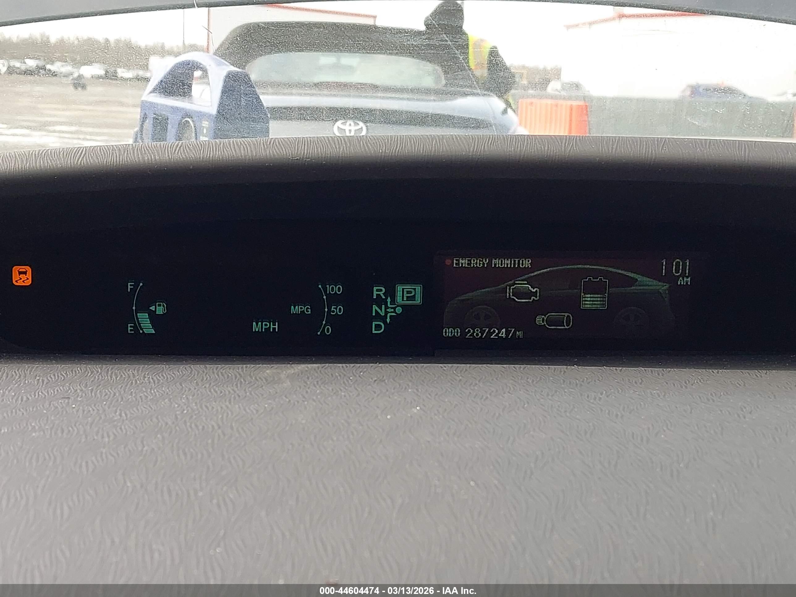 TOYOTA PRIUS image 7