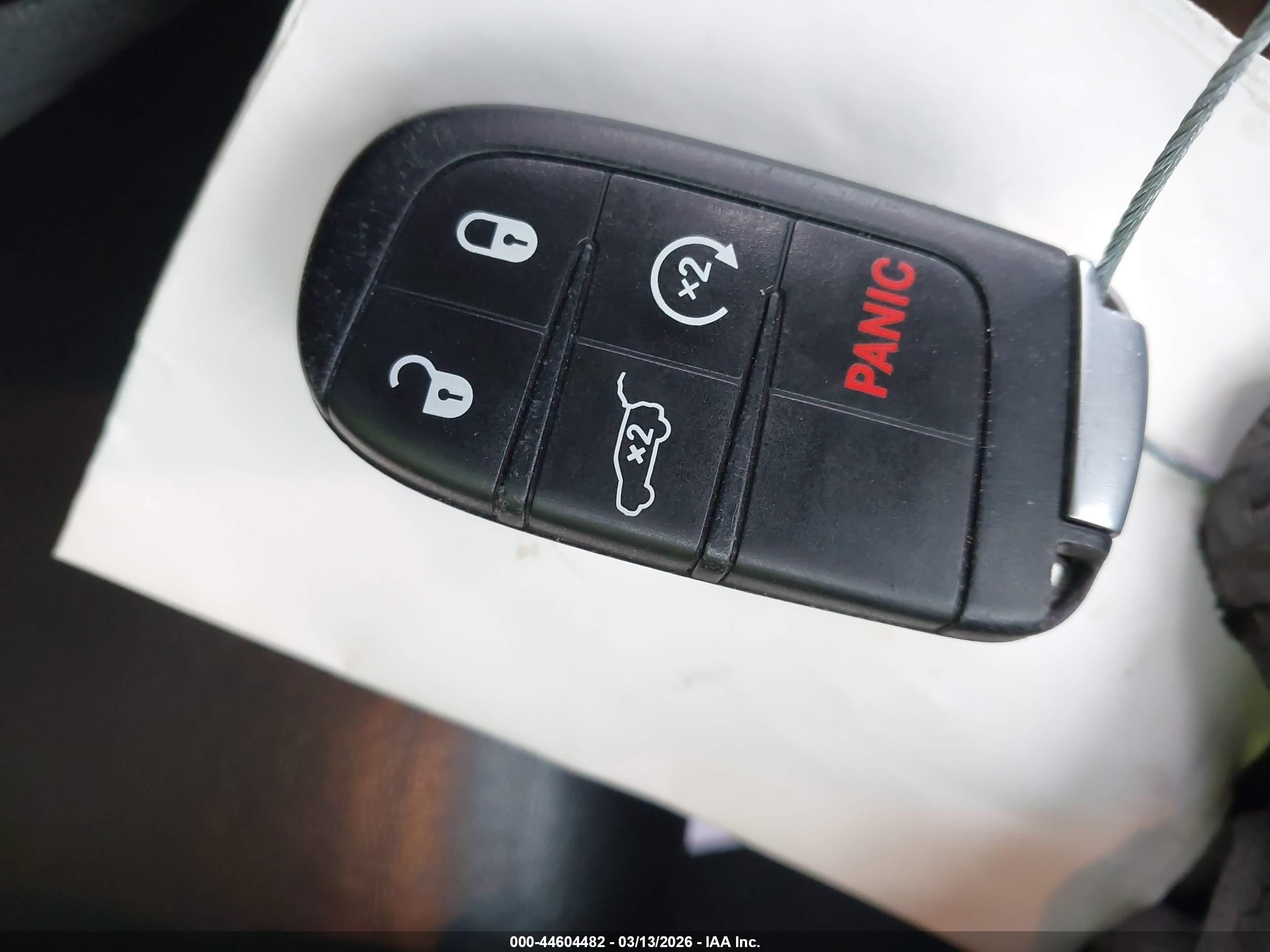 JEEP GRAND image 11