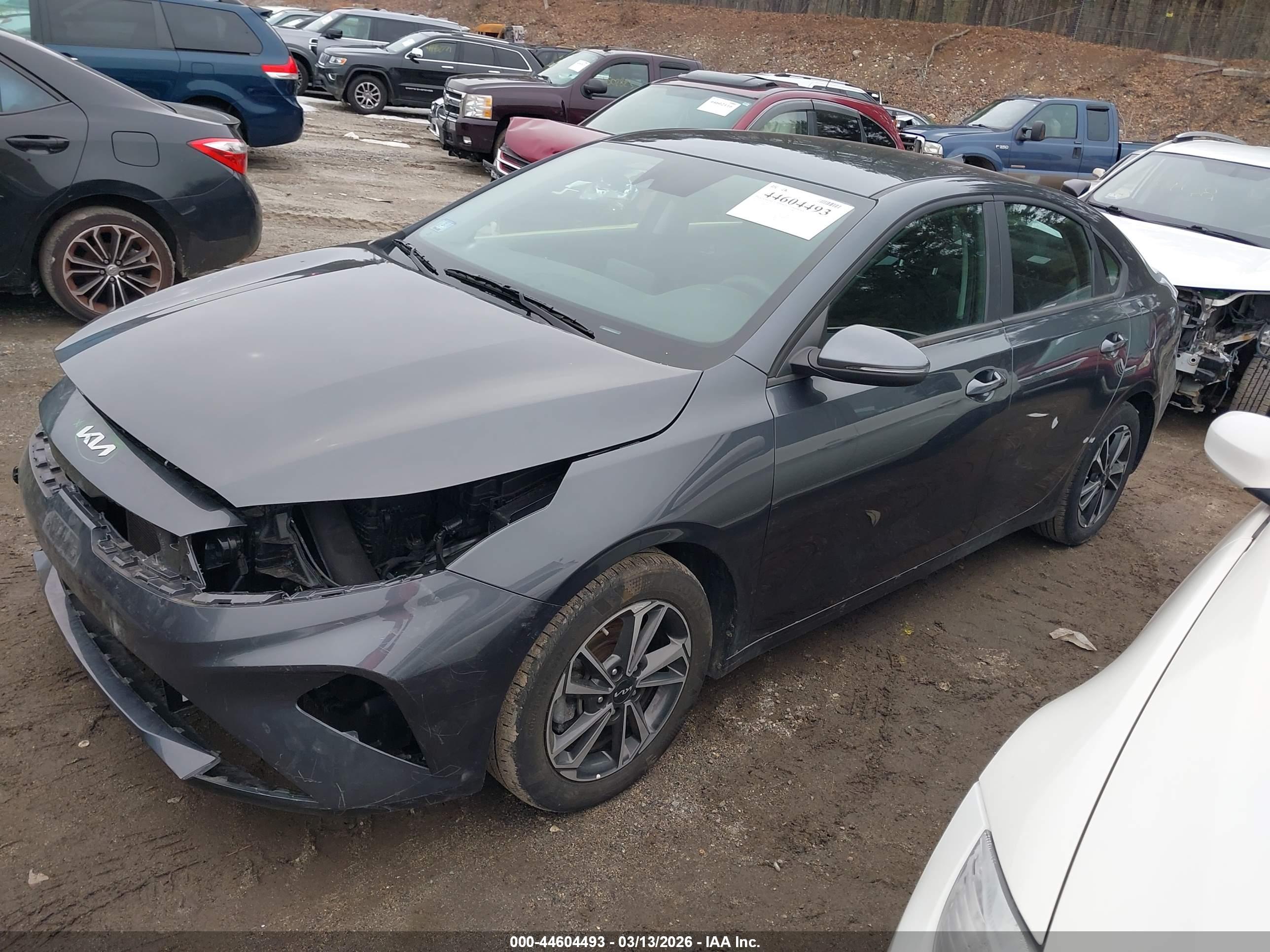 KIA FORTE image 2