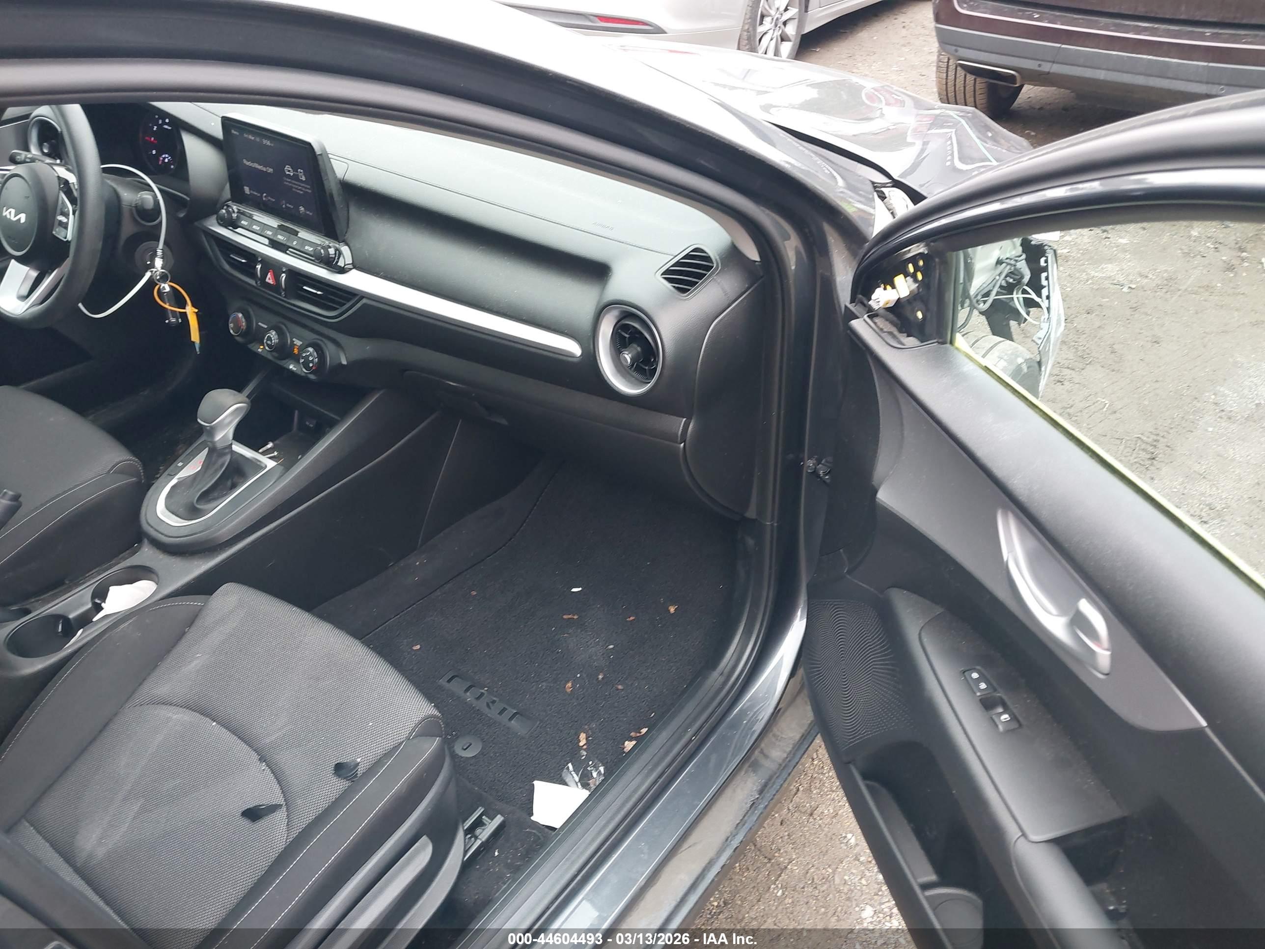 KIA FORTE image 5