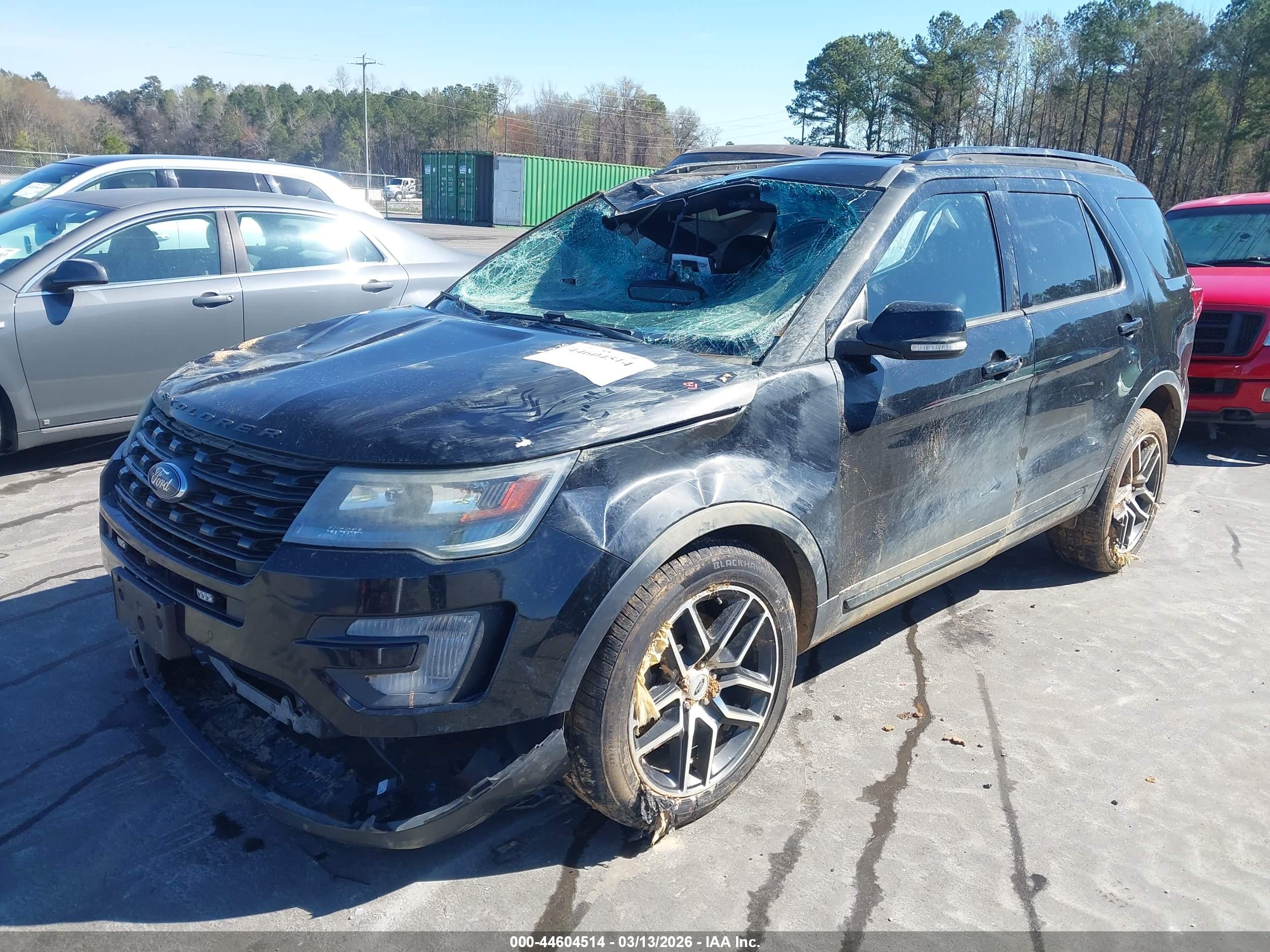 FORD EXPLORER image 2