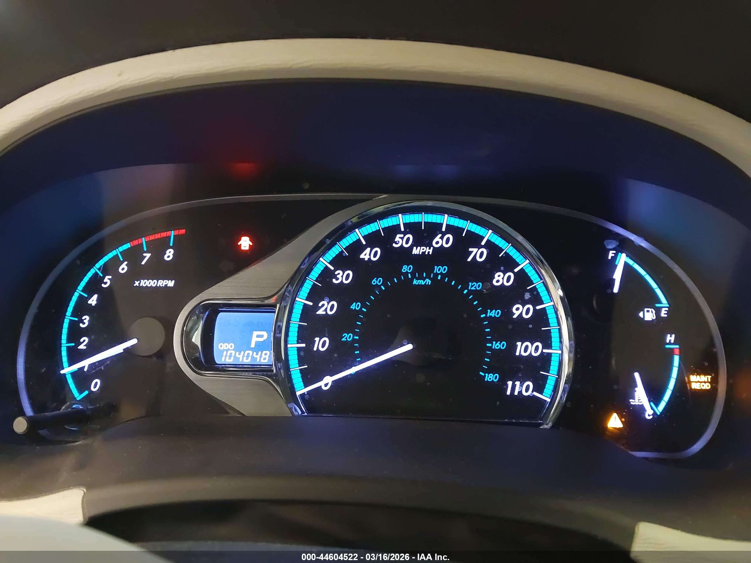 TOYOTA SIENNA image 7