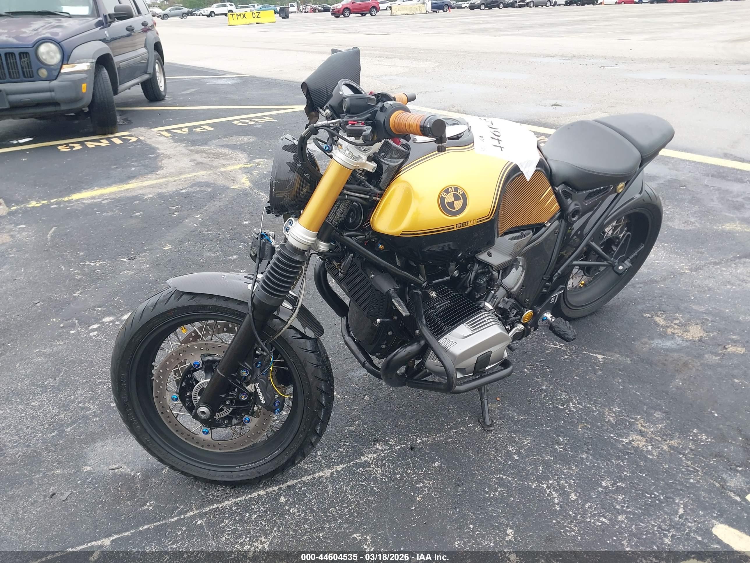 BMW R image 2