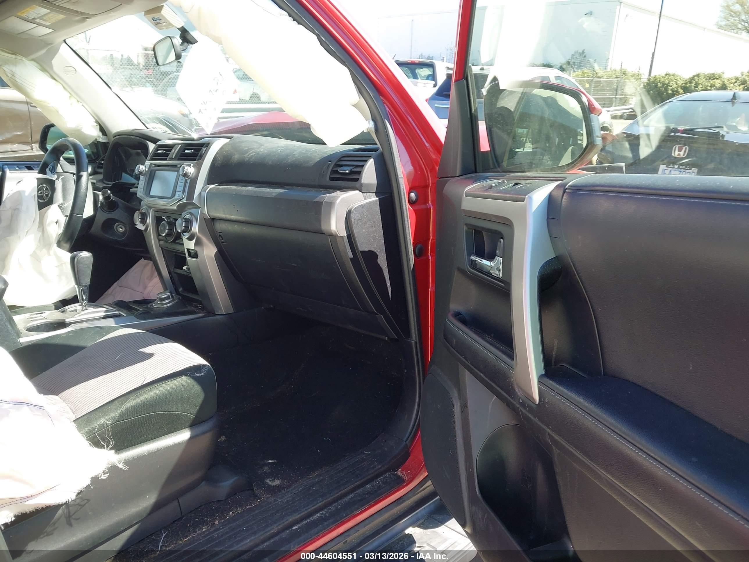 TOYOTA 4RUNNER image 5