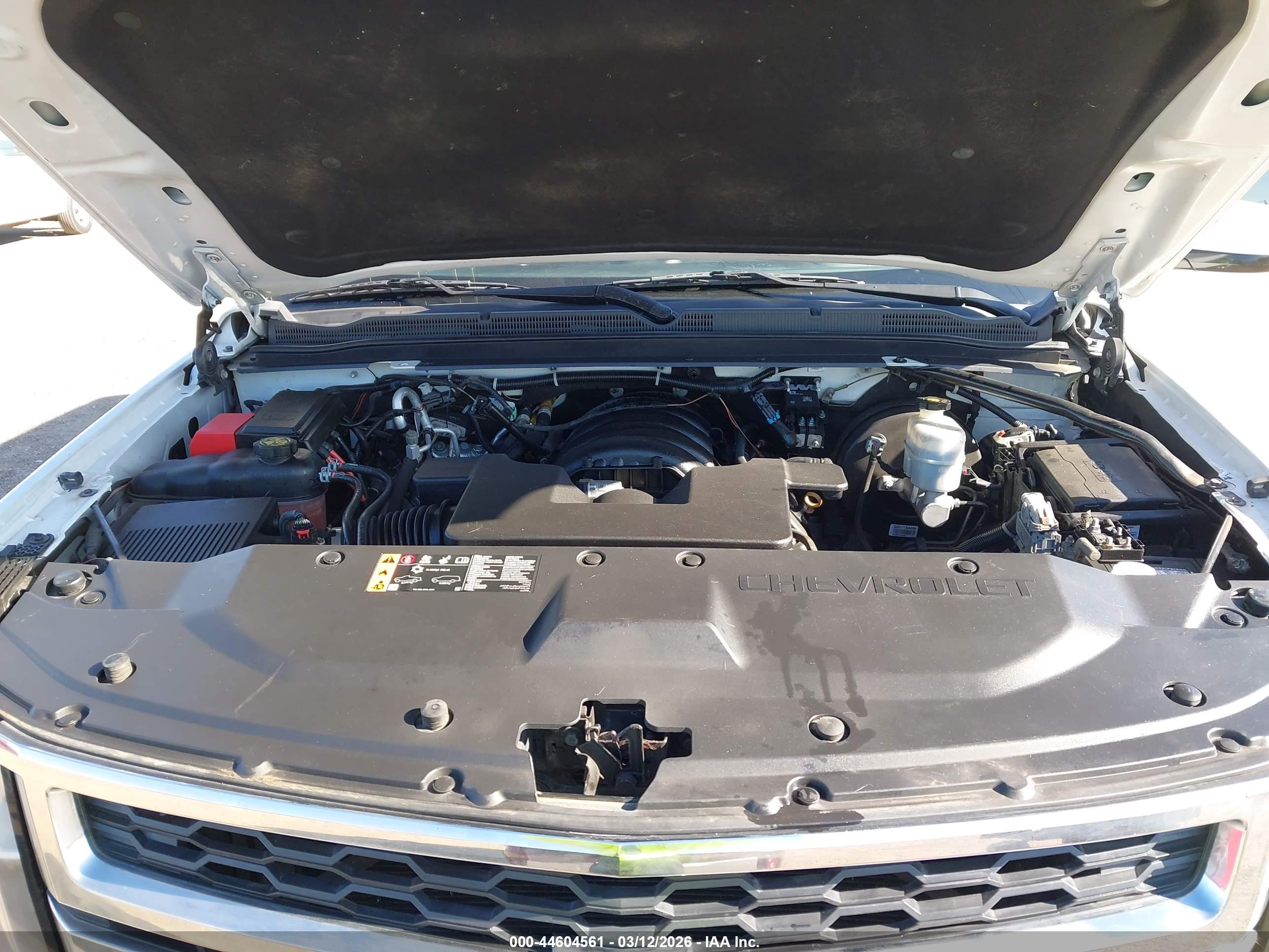 CHEVROLET TAHOE image 10
