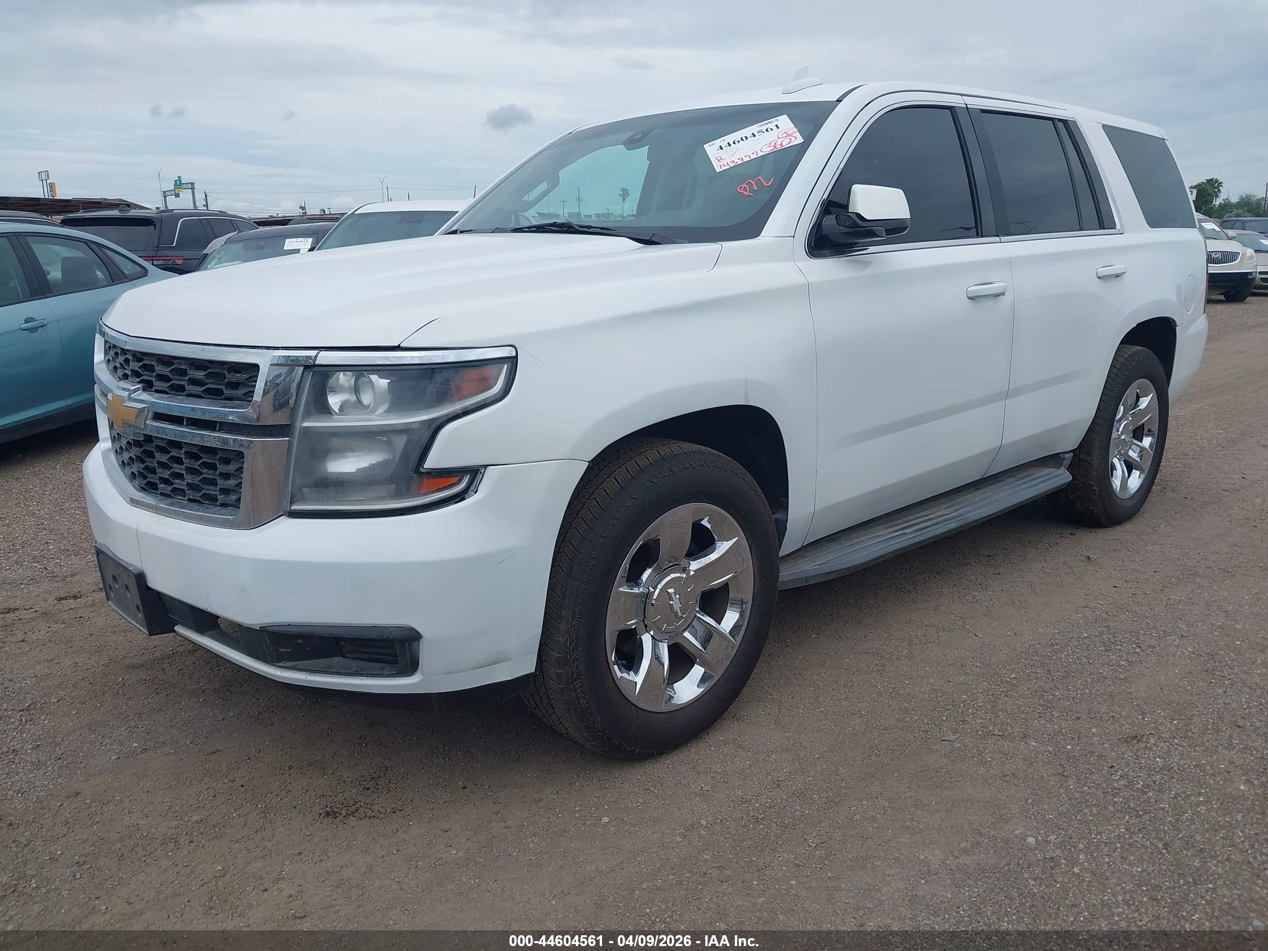 CHEVROLET TAHOE image 2