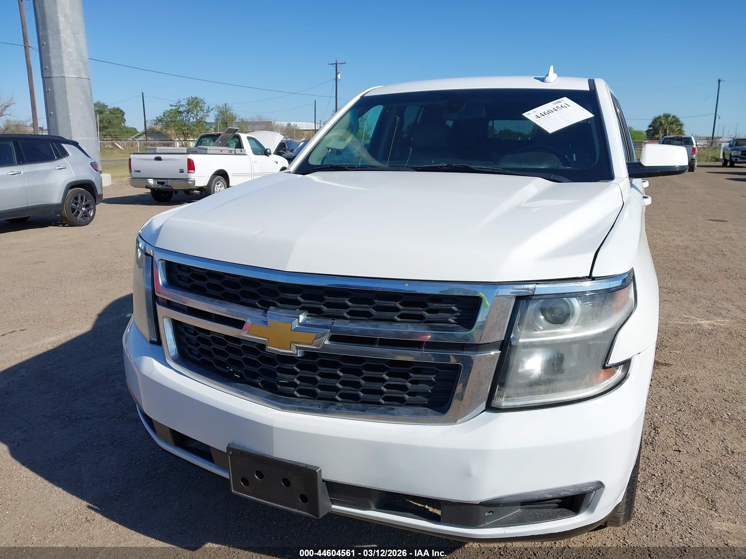 CHEVROLET TAHOE image 6