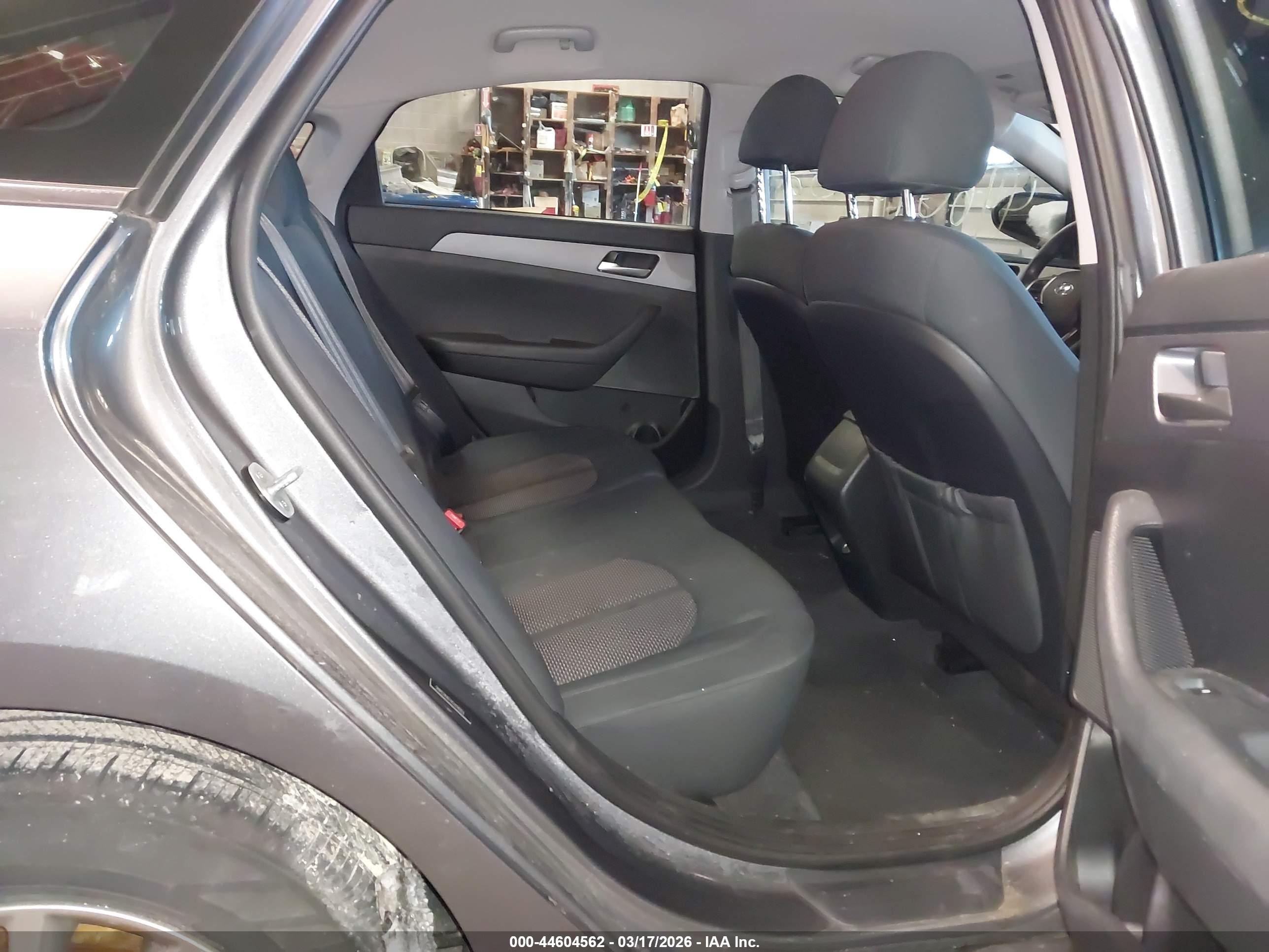 HYUNDAI SONATA image 8