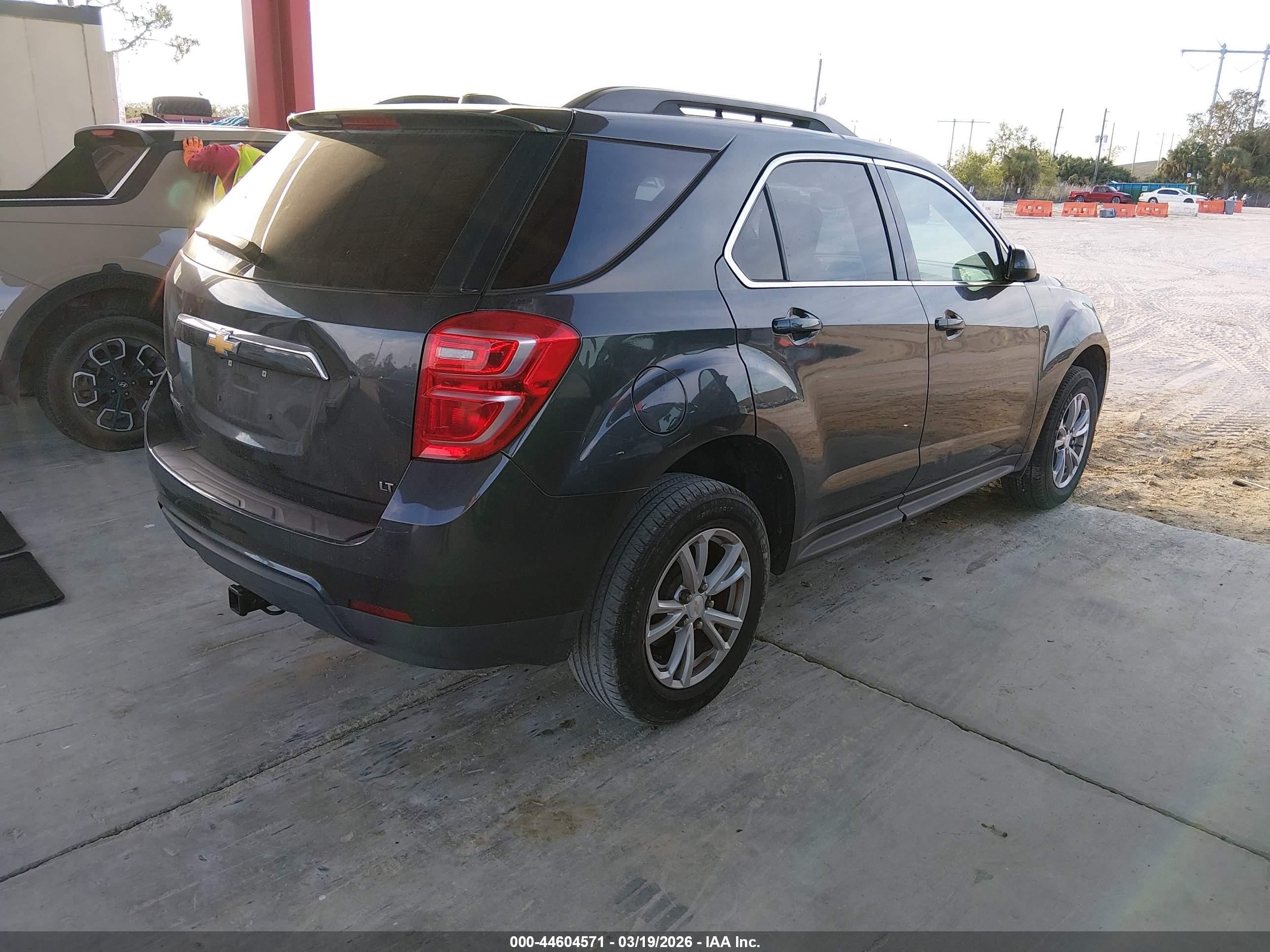 CHEVROLET EQUINOX image 4