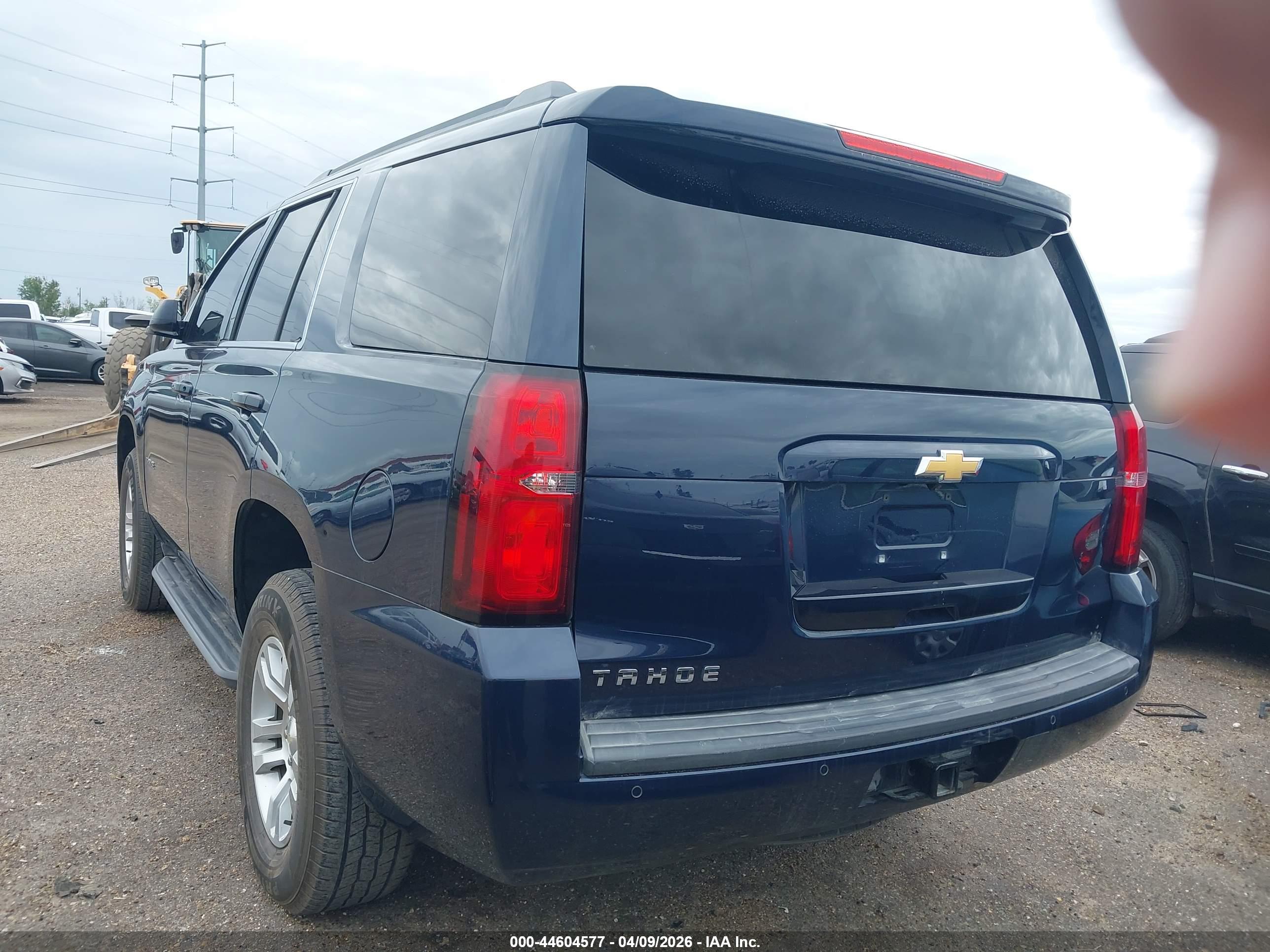 CHEVROLET TAHOE image 3