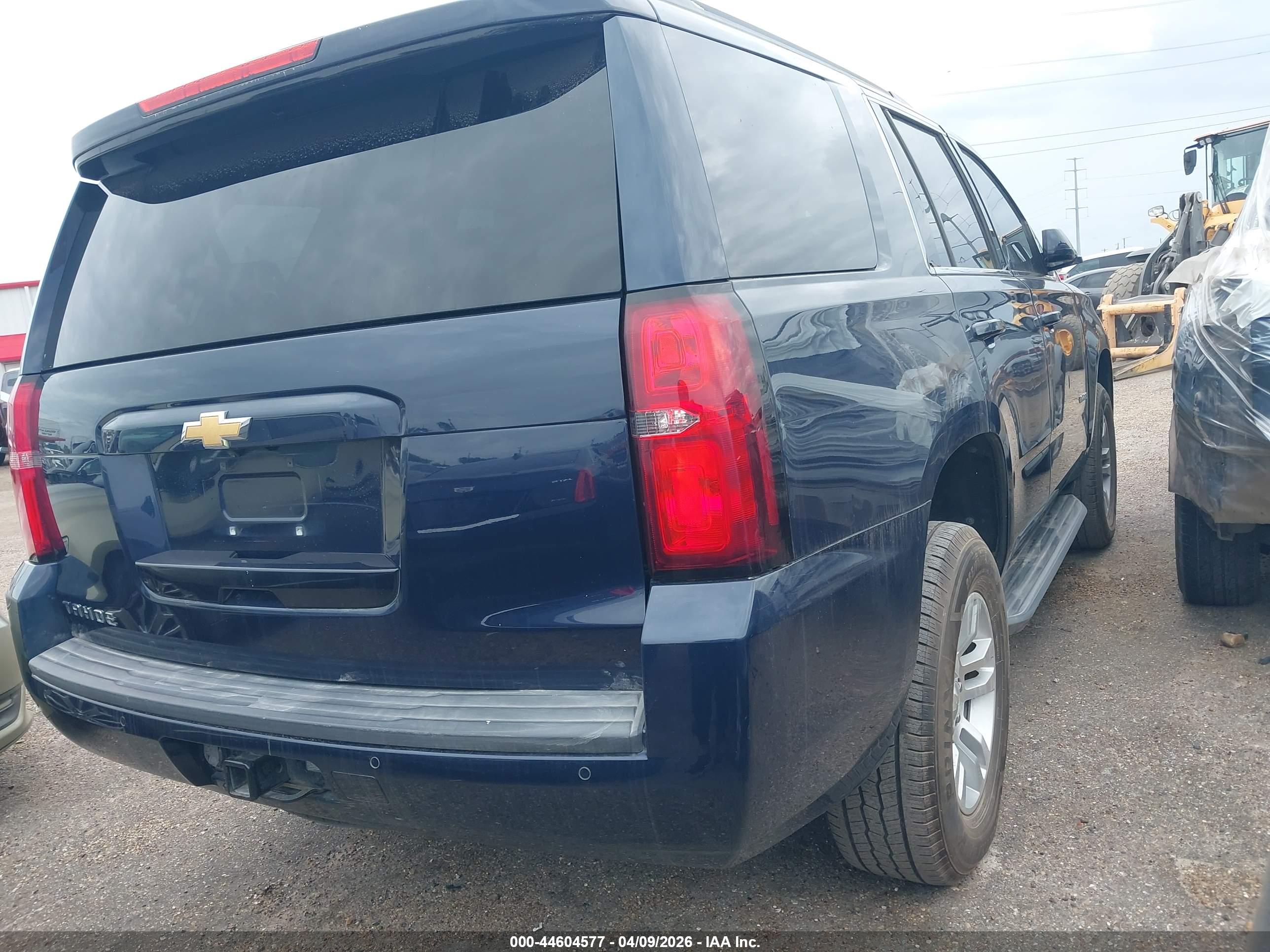 CHEVROLET TAHOE image 4
