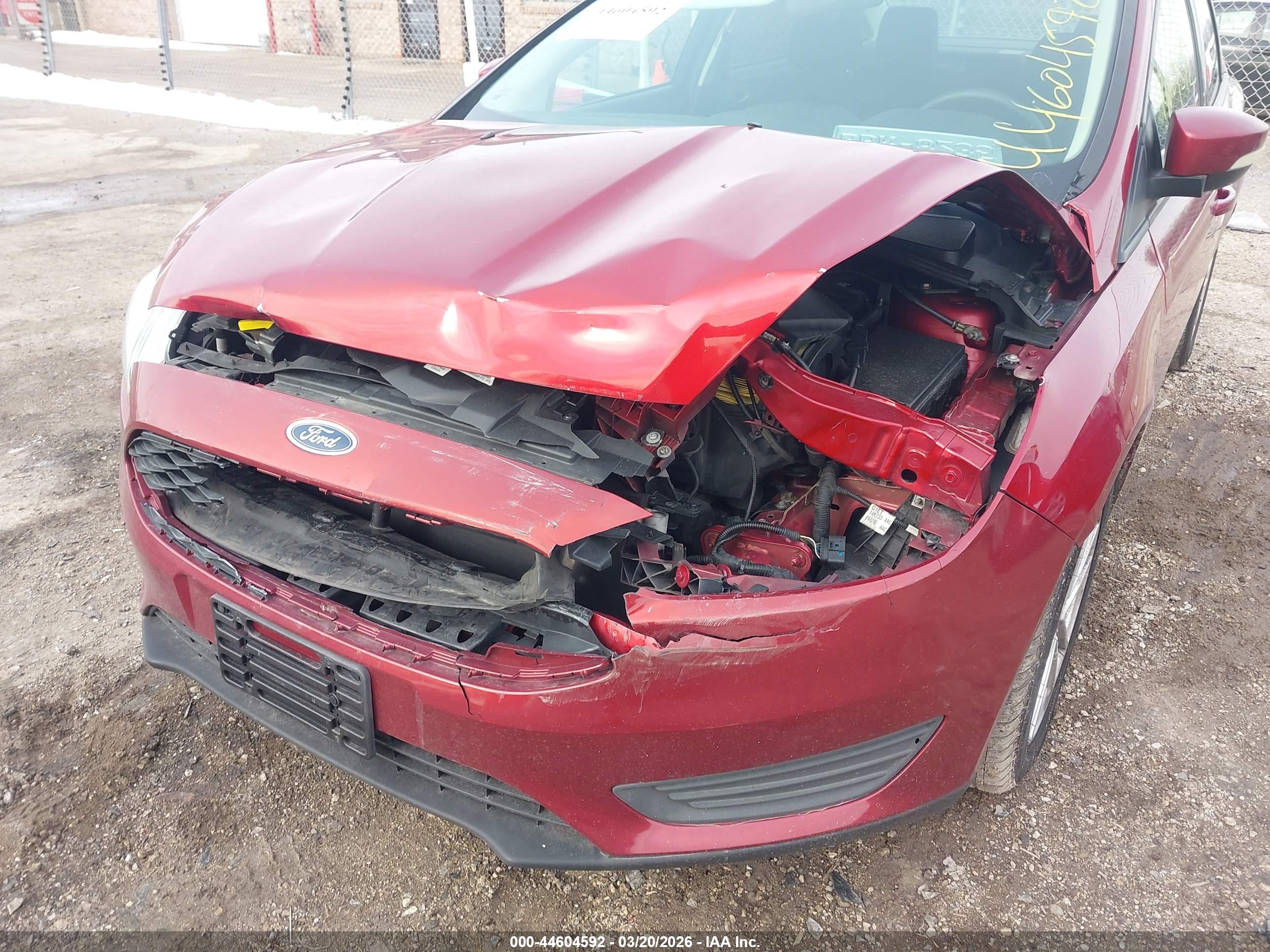 FORD FOCUS image 6