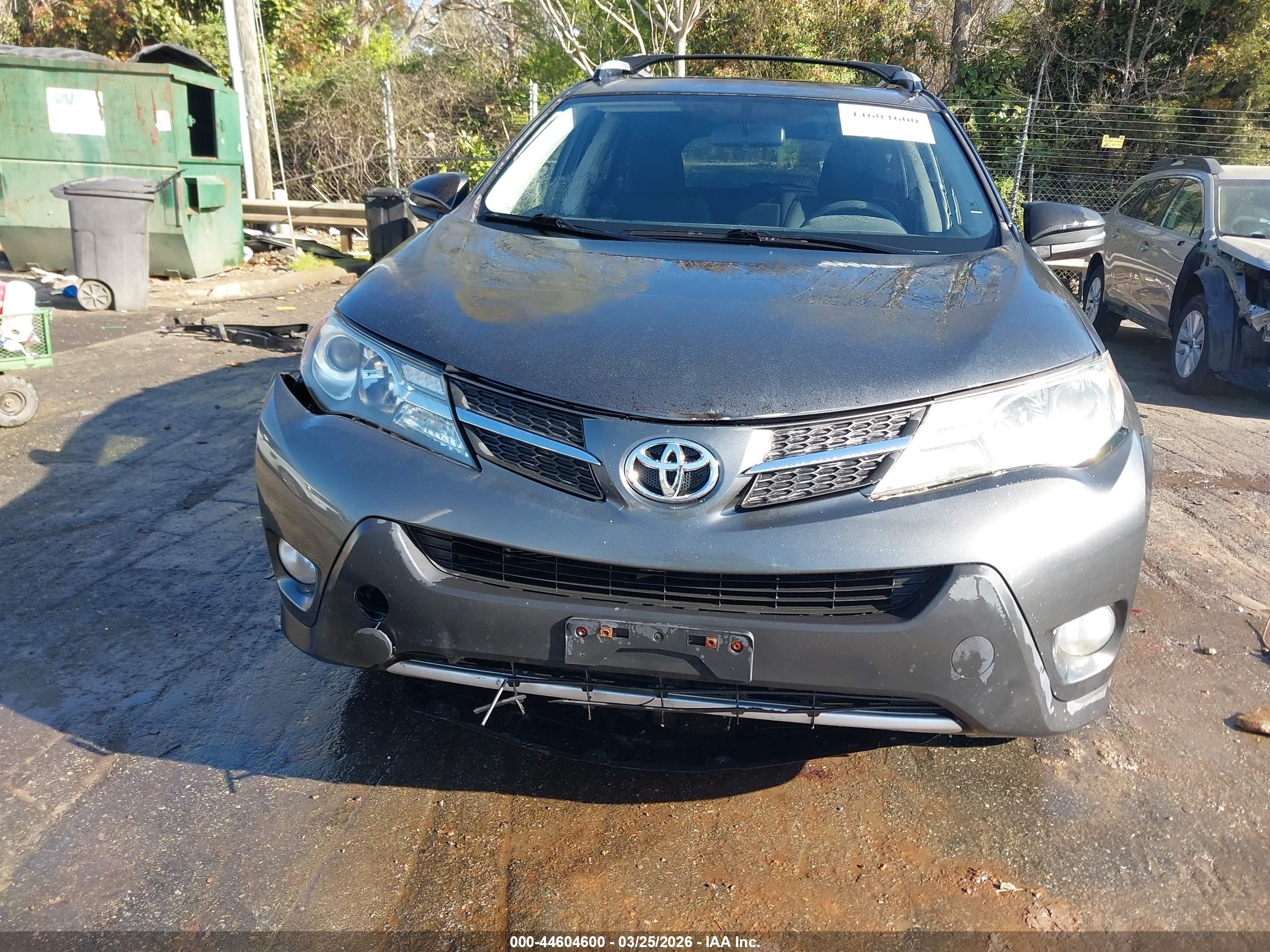 TOYOTA RAV4 image 6