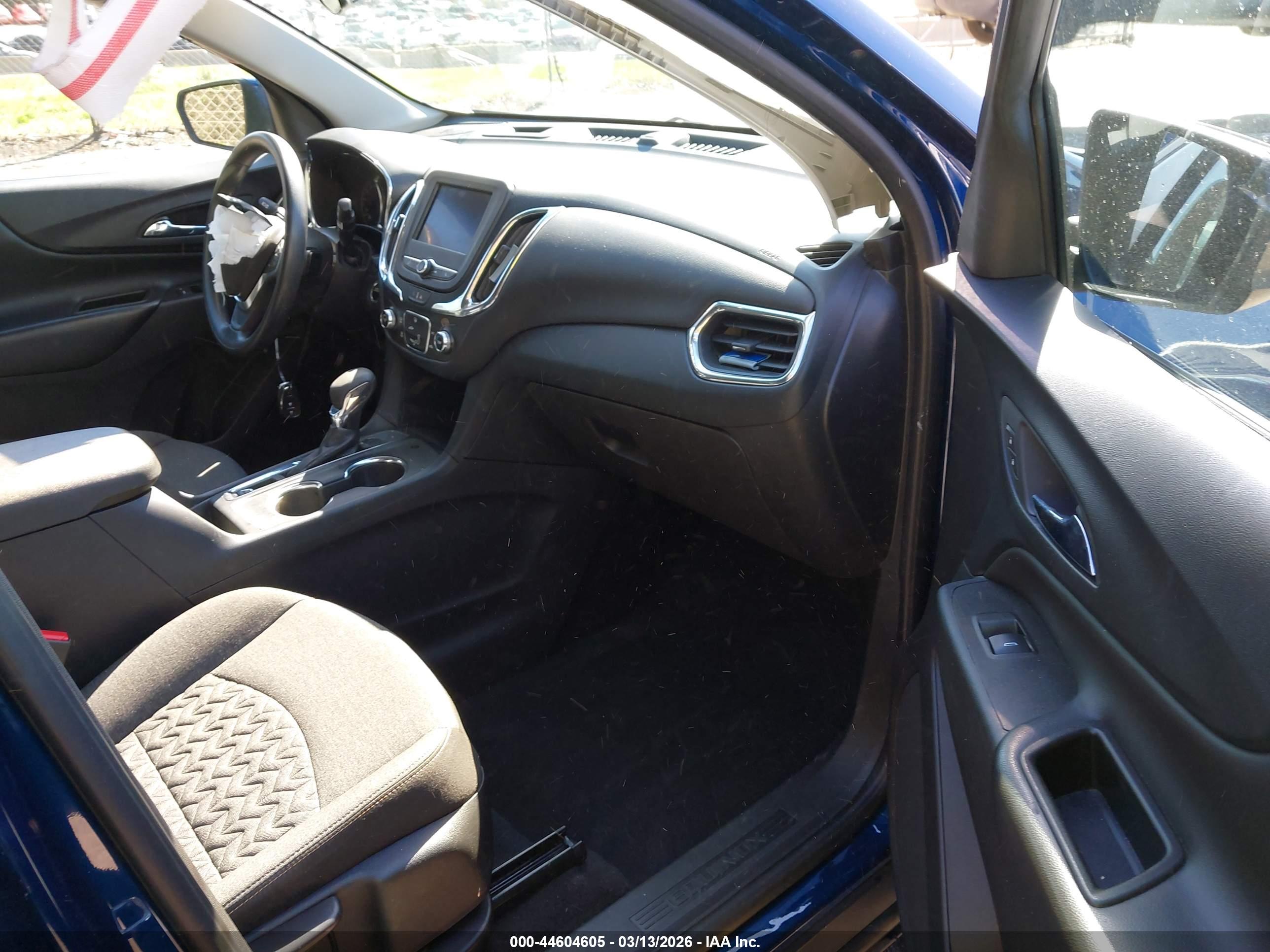 CHEVROLET EQUINOX image 5