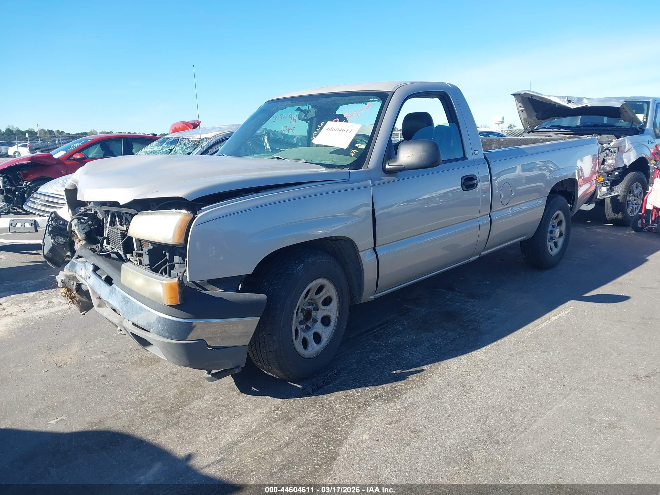 CHEVROLET SILVERADO image 2