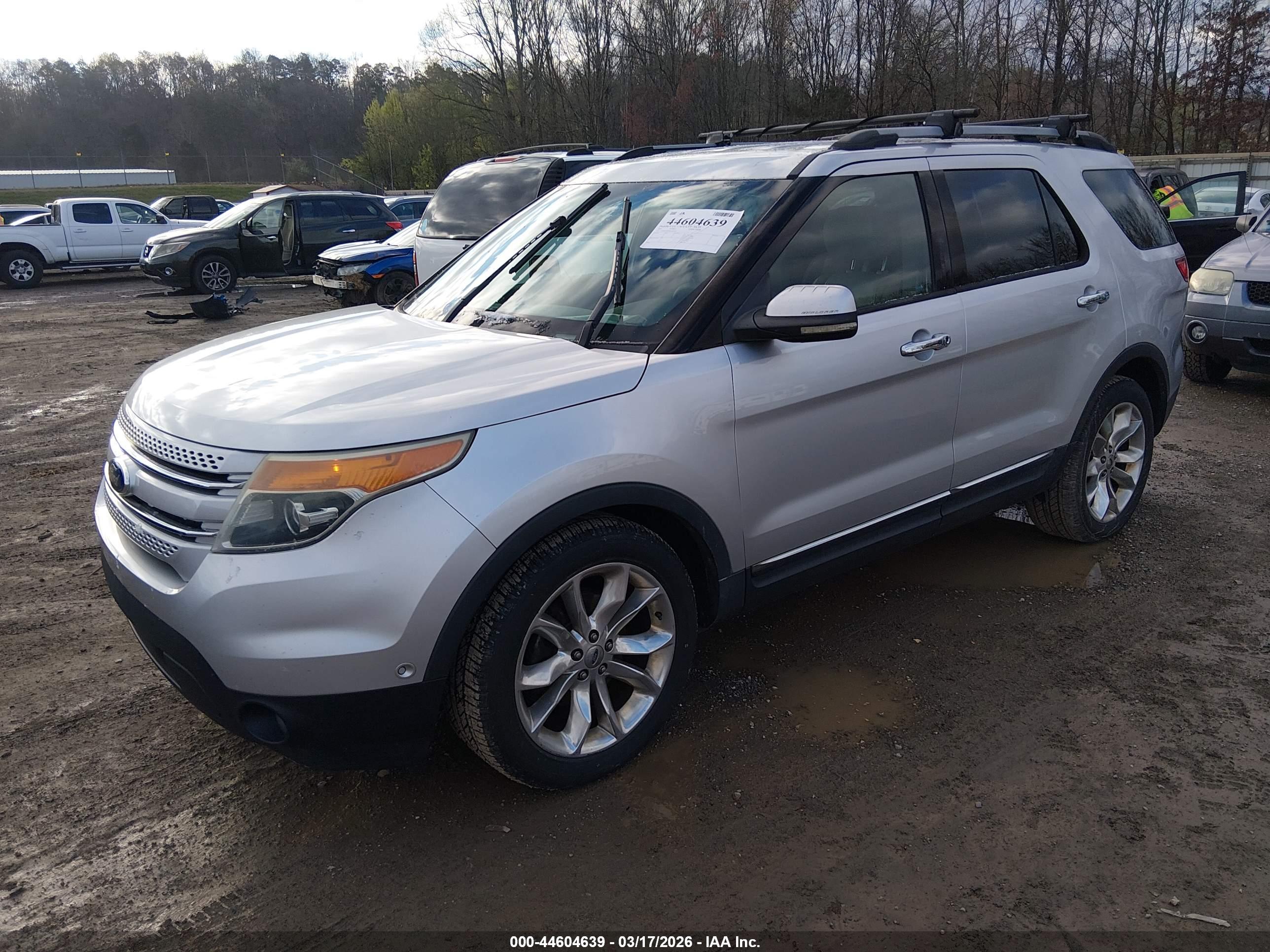 FORD EXPLORER image 2