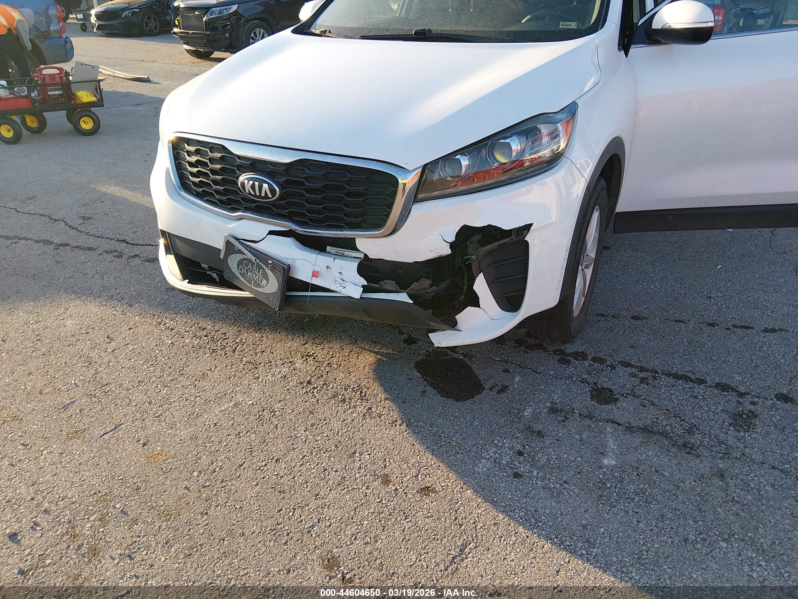 KIA SORENTO image 6