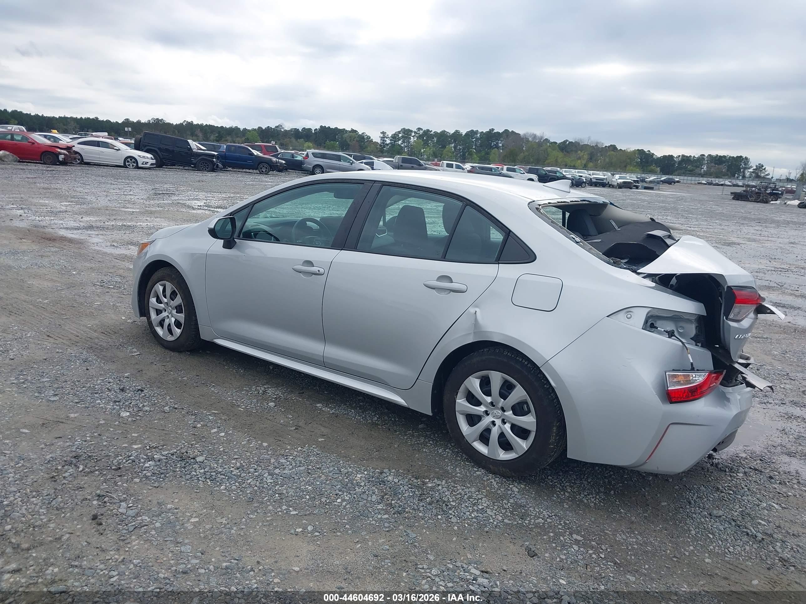 TOYOTA COROLLA image 3