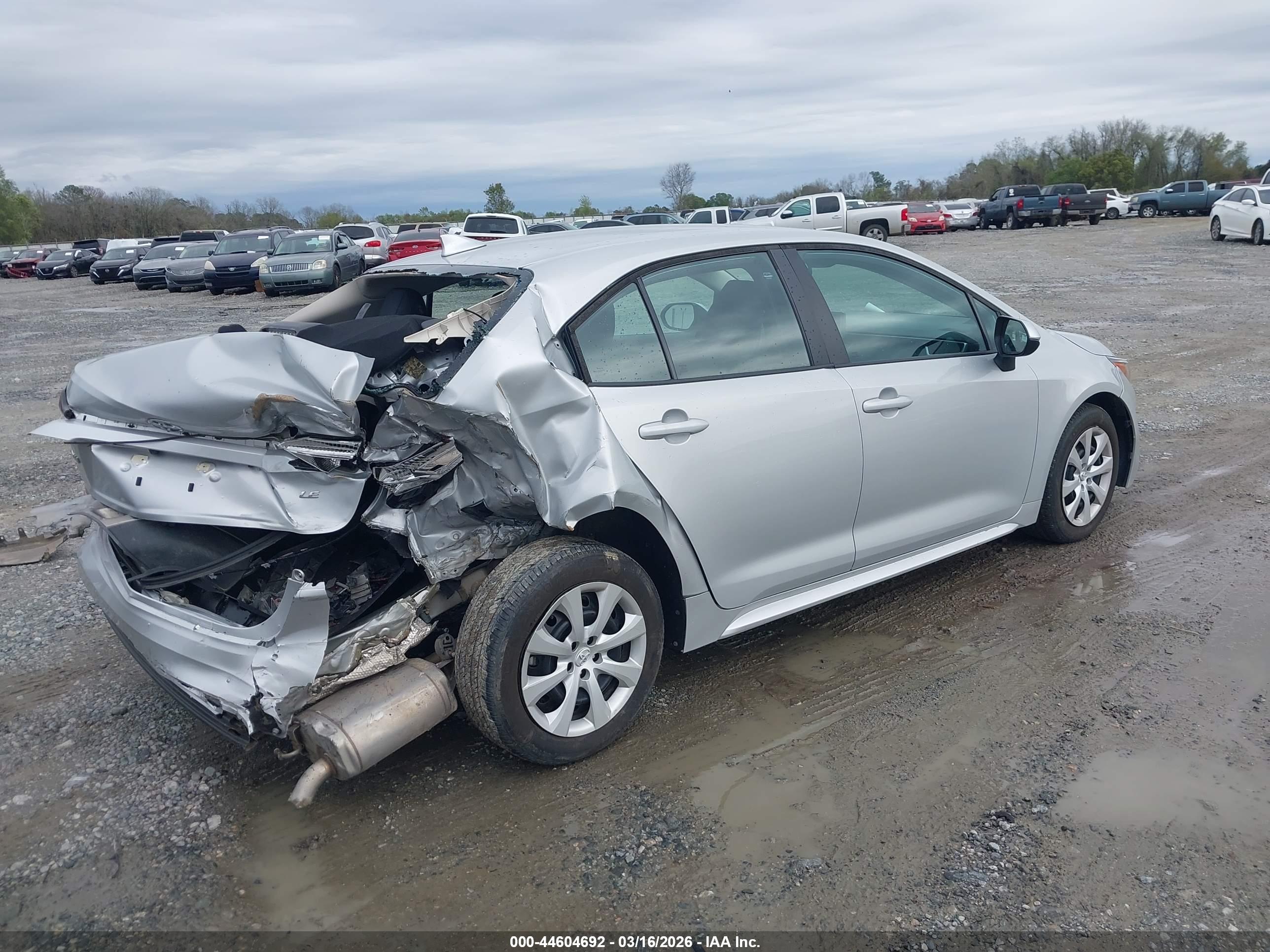 TOYOTA COROLLA image 4