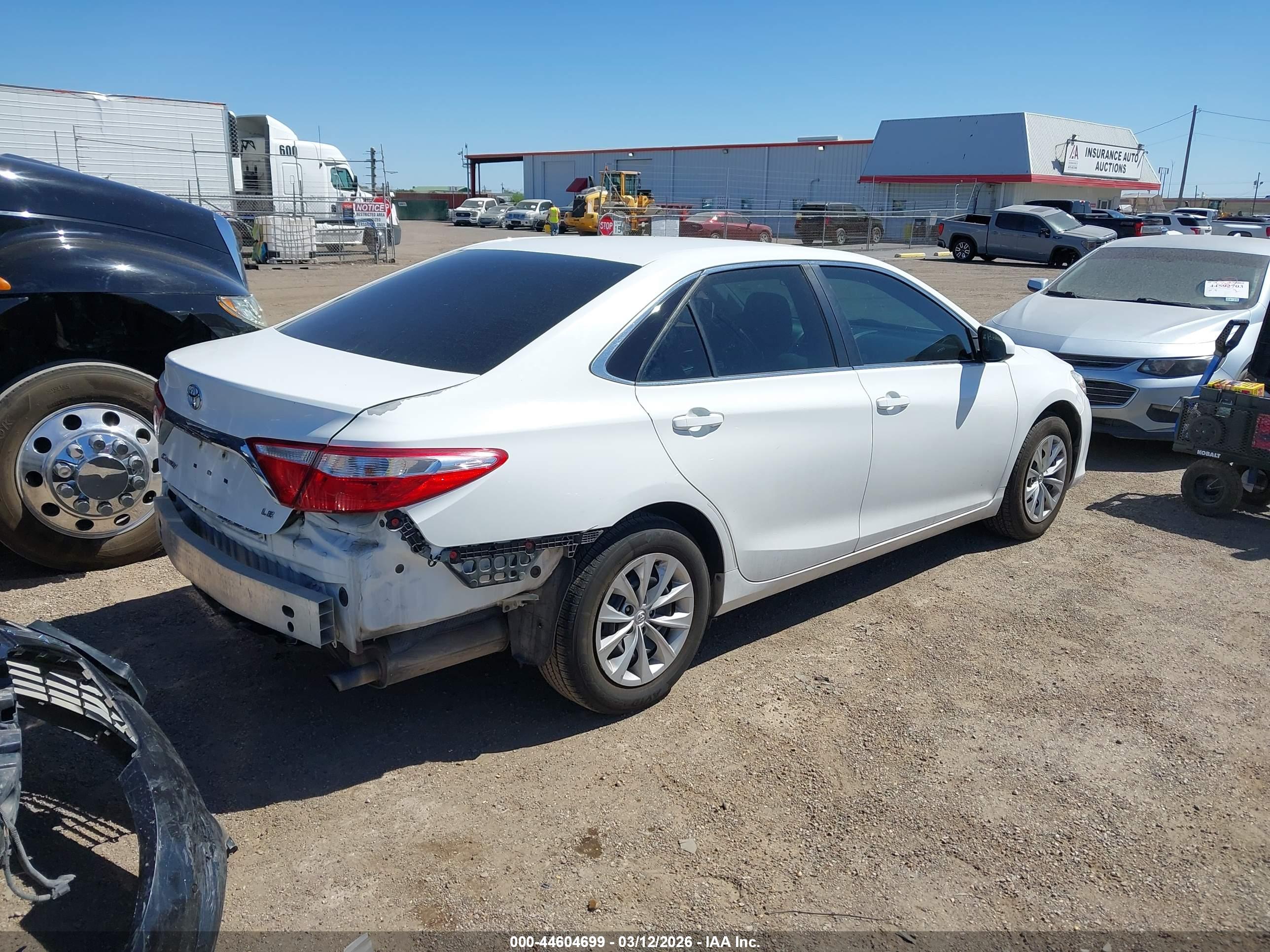 TOYOTA CAMRY image 4