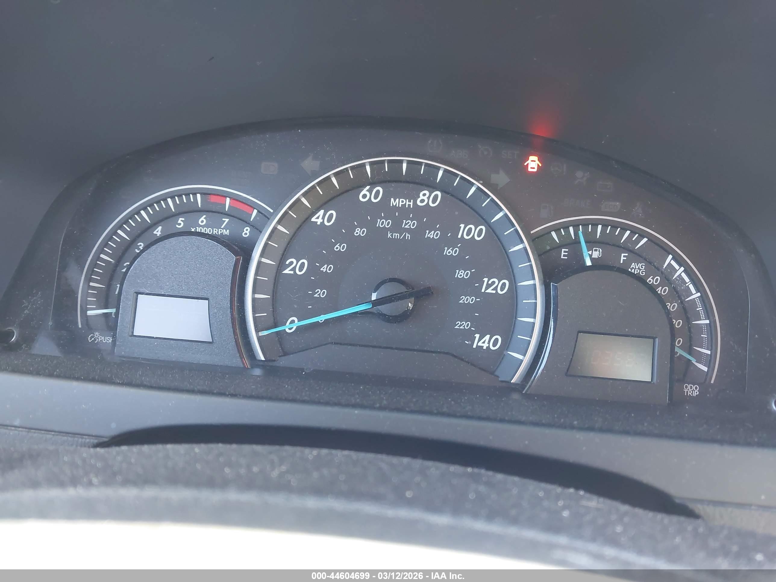 TOYOTA CAMRY image 7