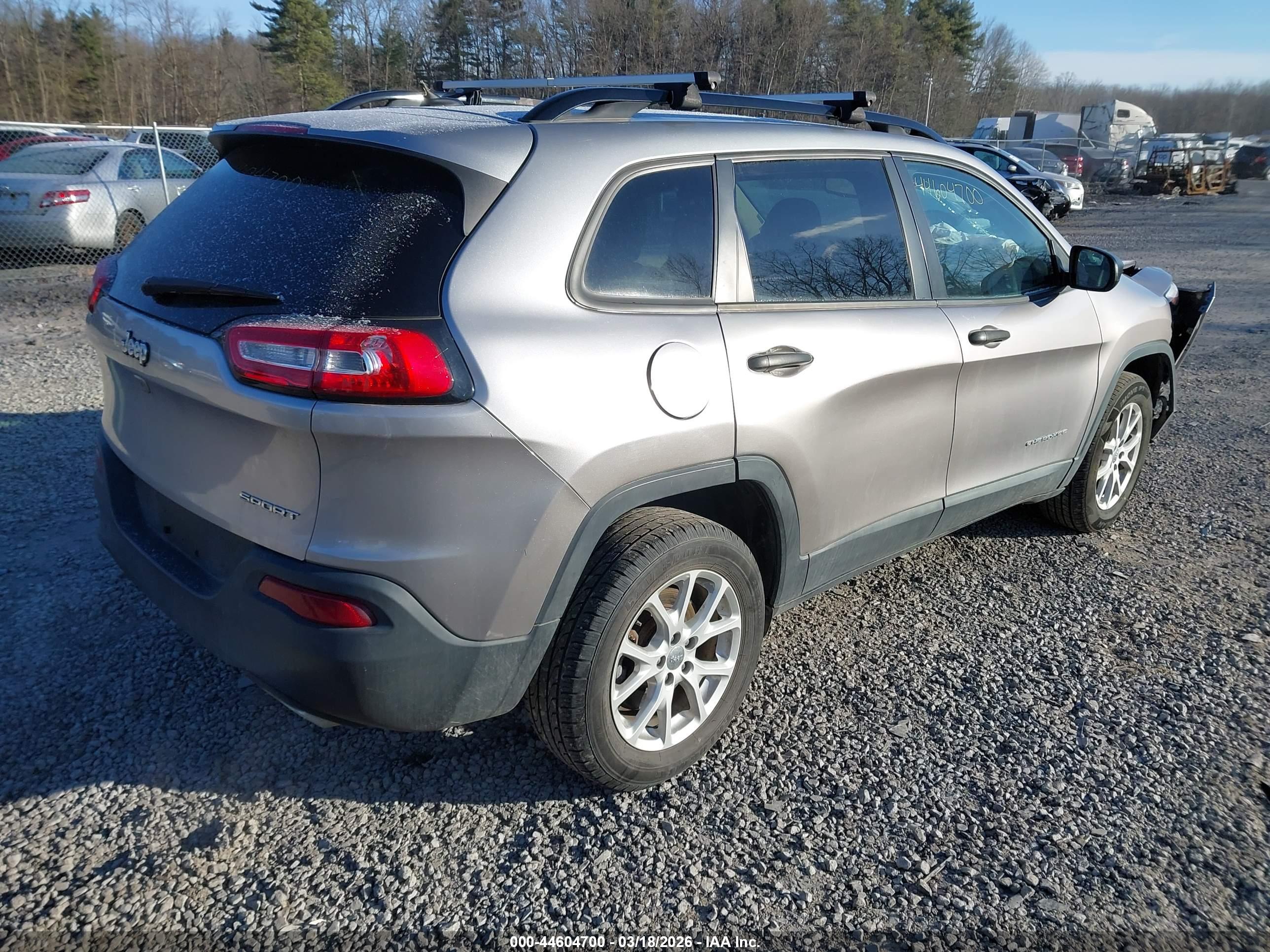 JEEP CHEROKEE image 4