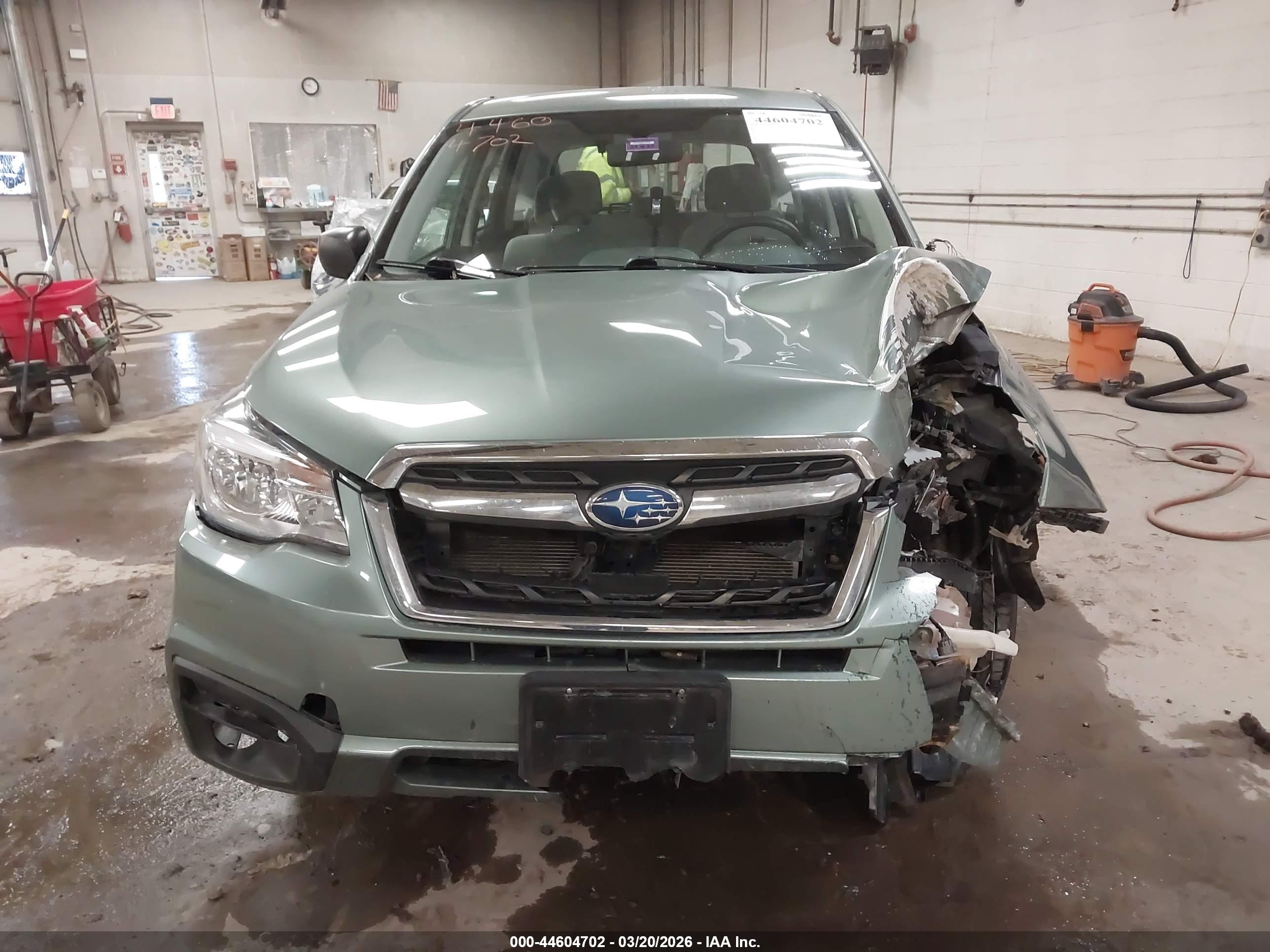 SUBARU FORESTER image 6