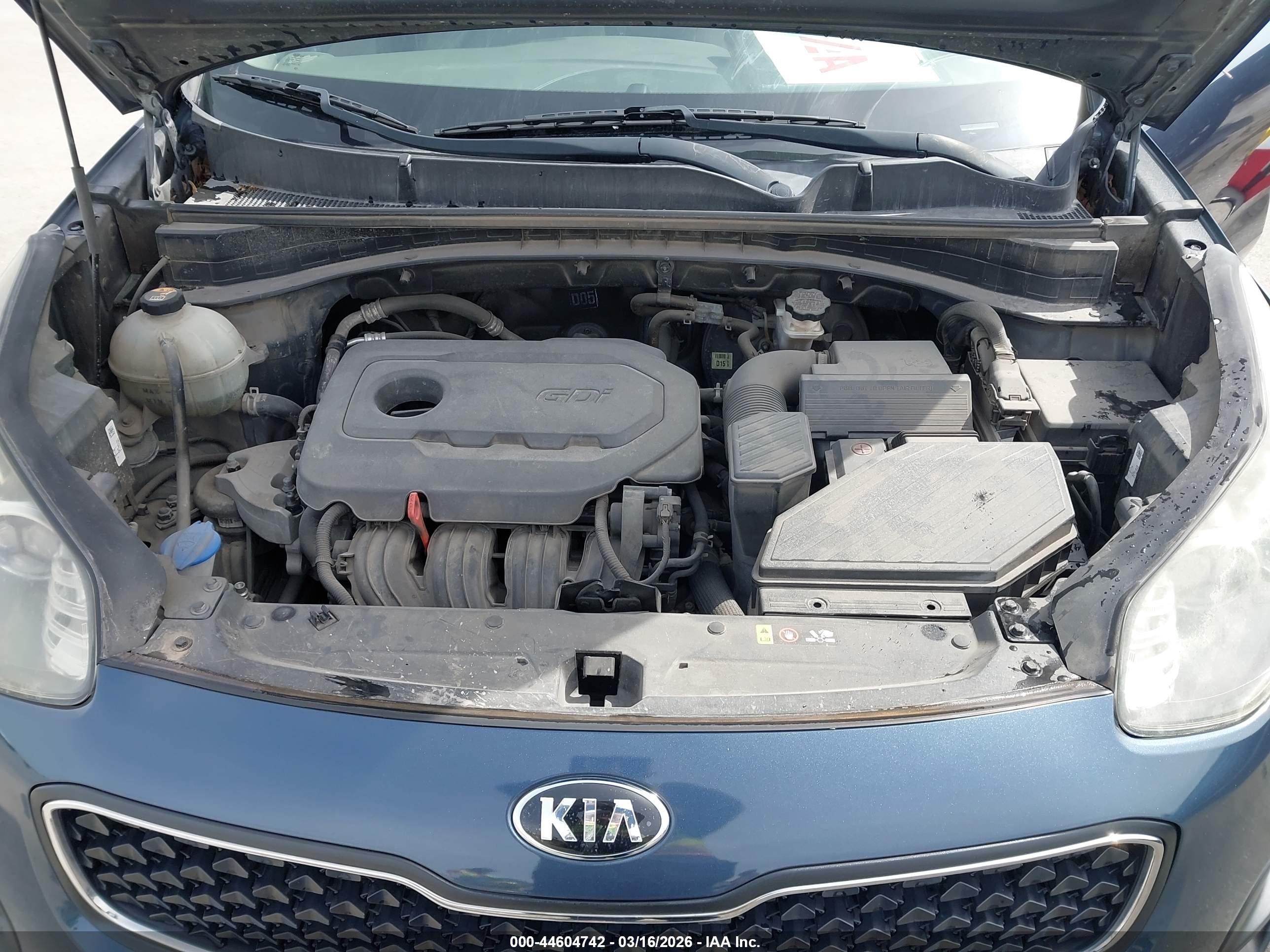 KIA SPORTAGE image 10