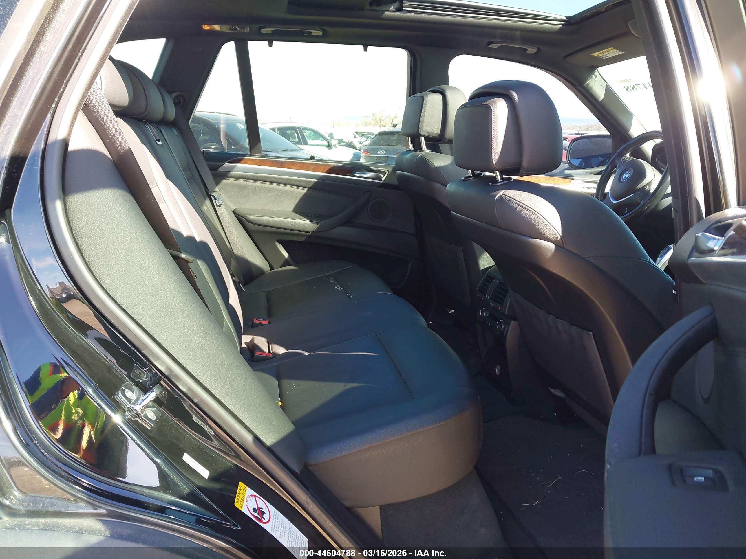 BMW X5 image 8