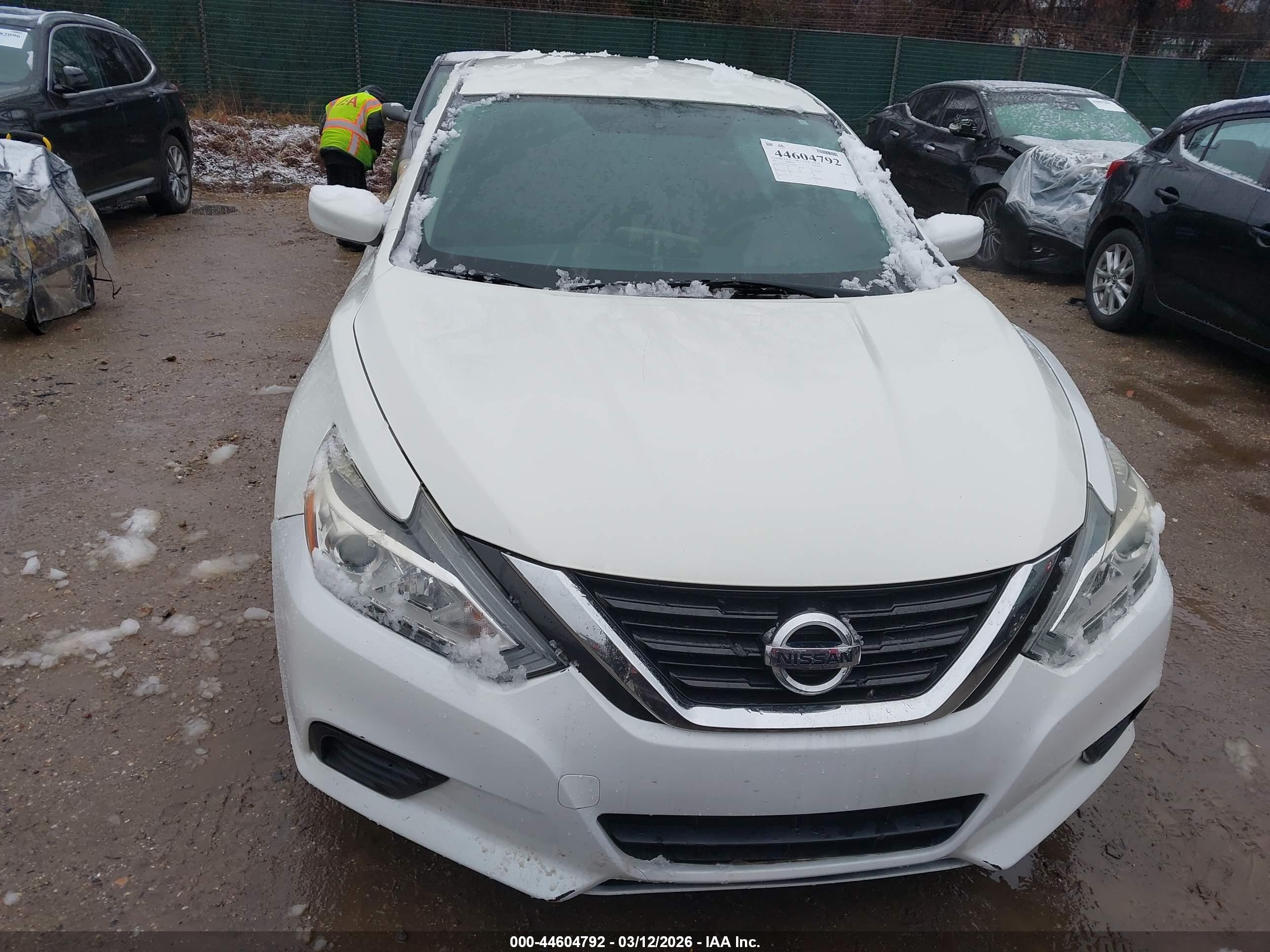 NISSAN ALTIMA image 6
