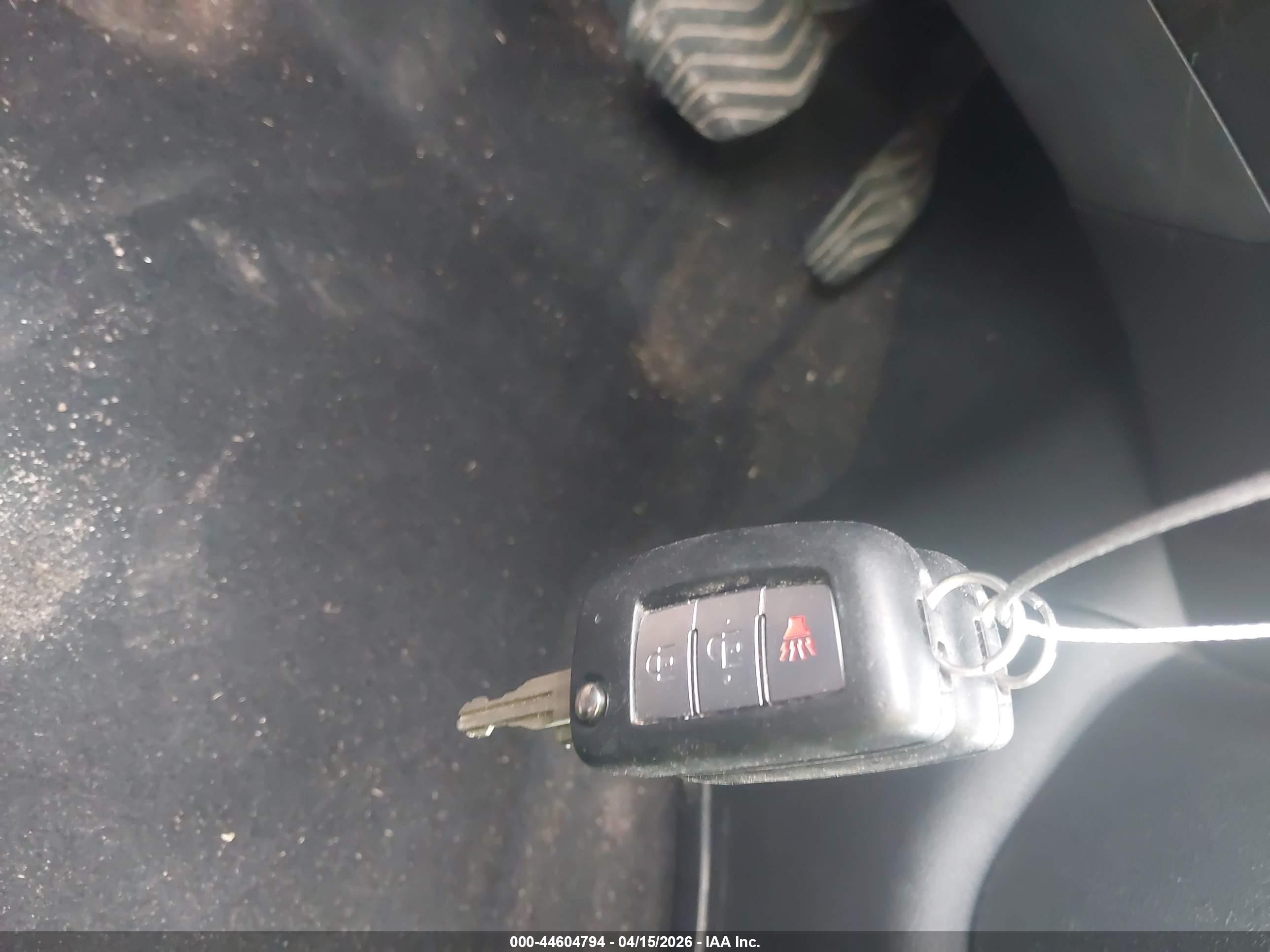 NISSAN ROGUE image 11